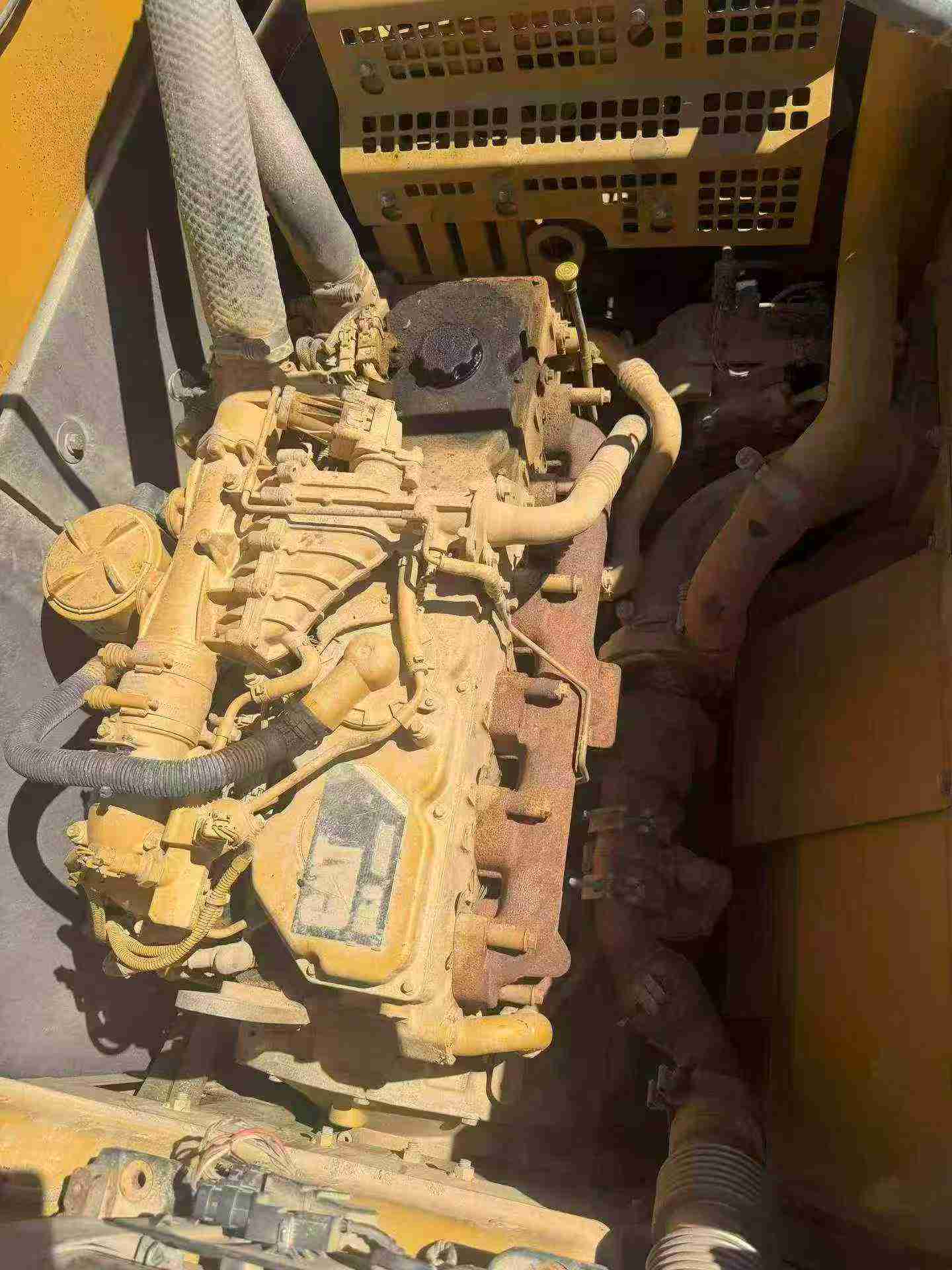 Buy Caterpillar 320E Used Excavator / 4
