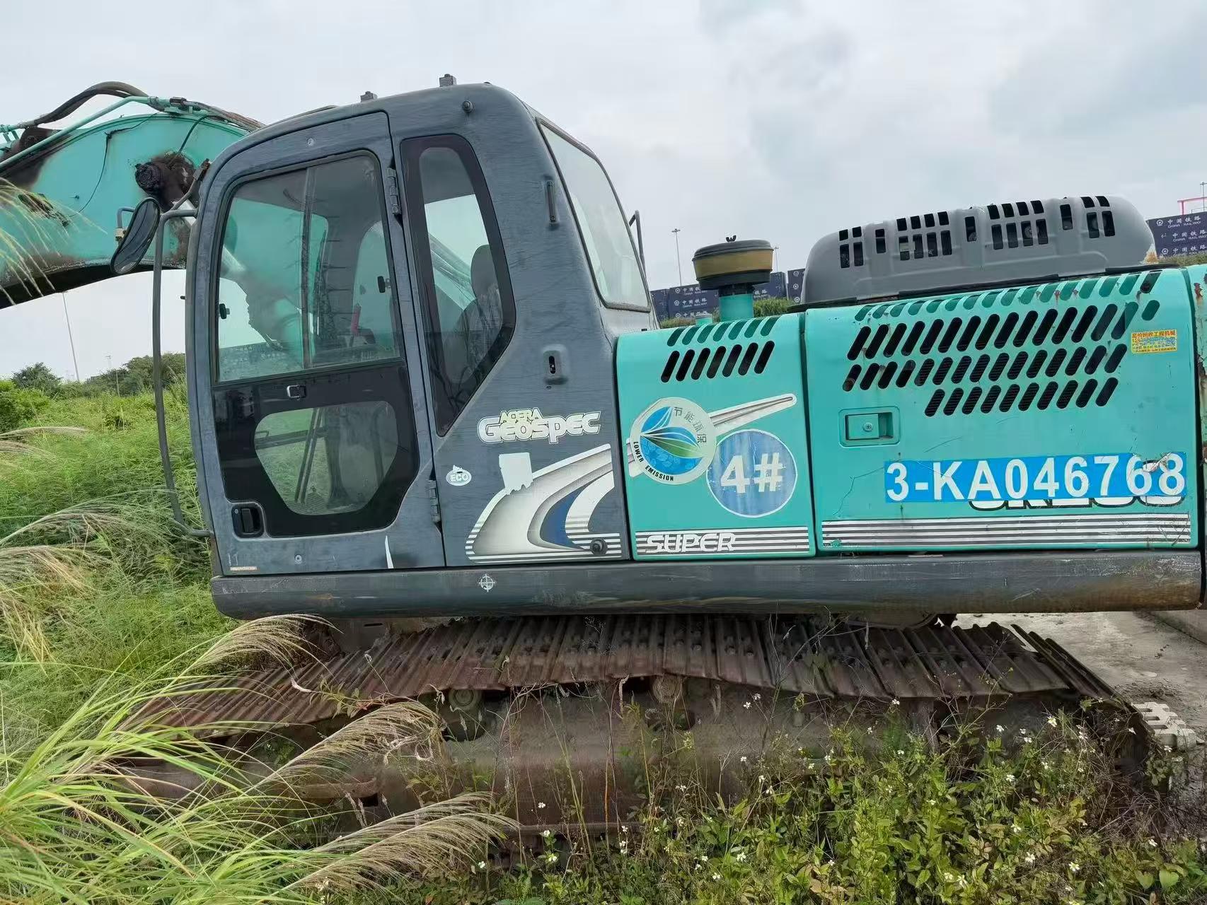 Buy Kobelco SK250-8 Used Excavator / 3