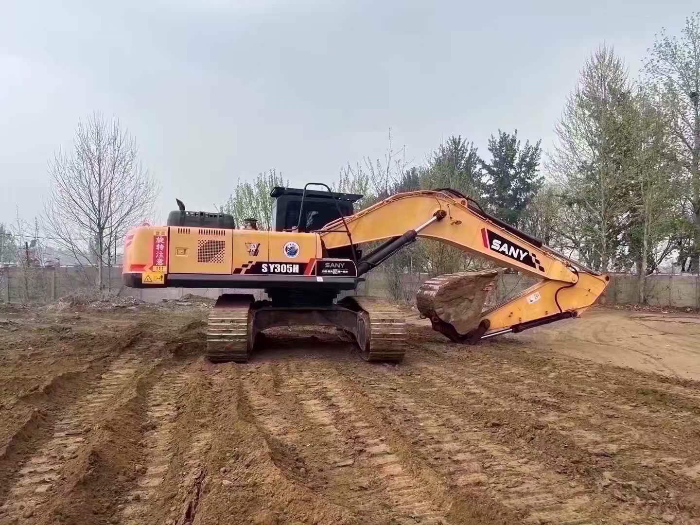 Buy Sany SY305C Used Excavator / 3