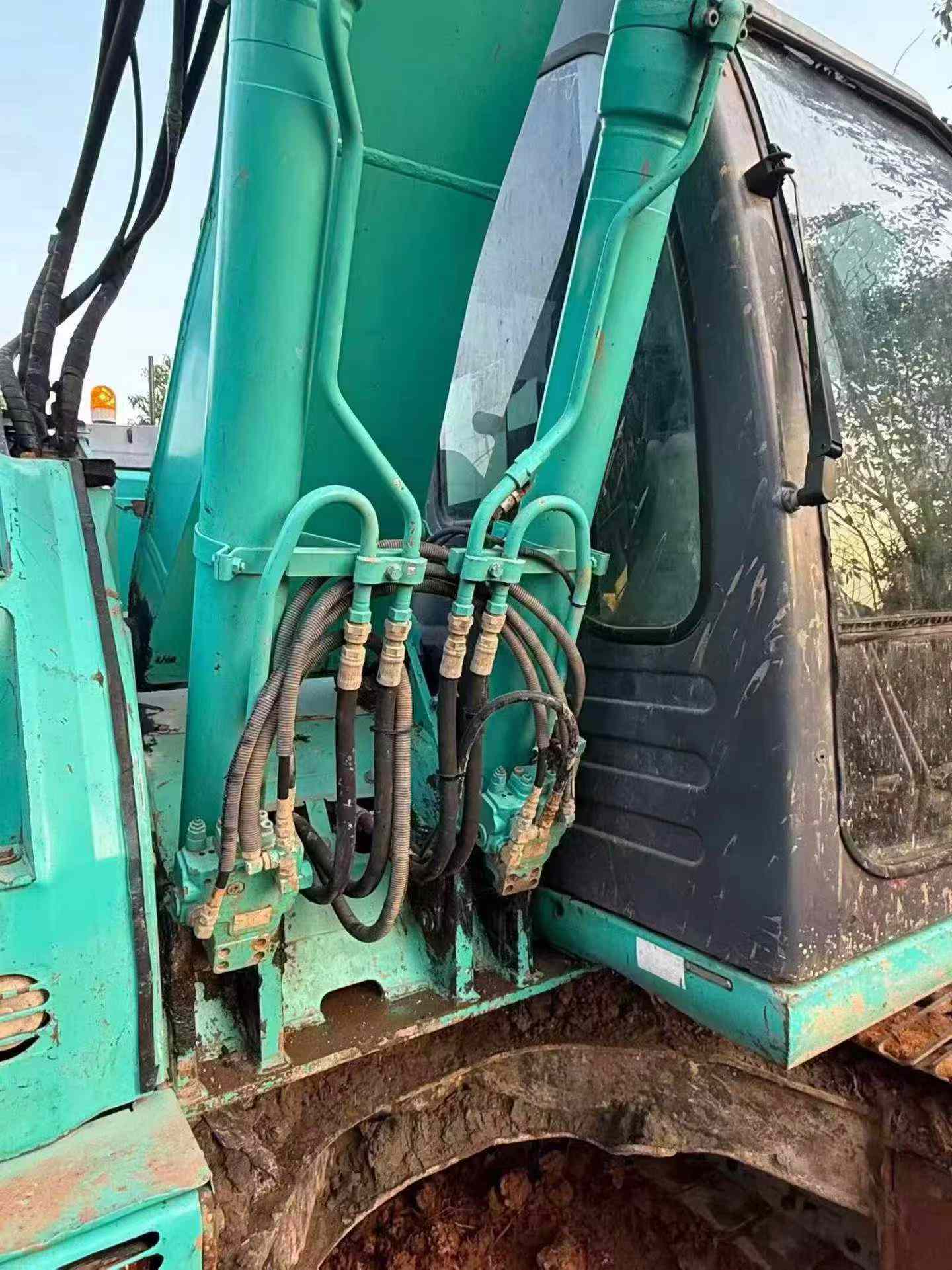 Buy Kobelco SK120 Used Excavator / 3