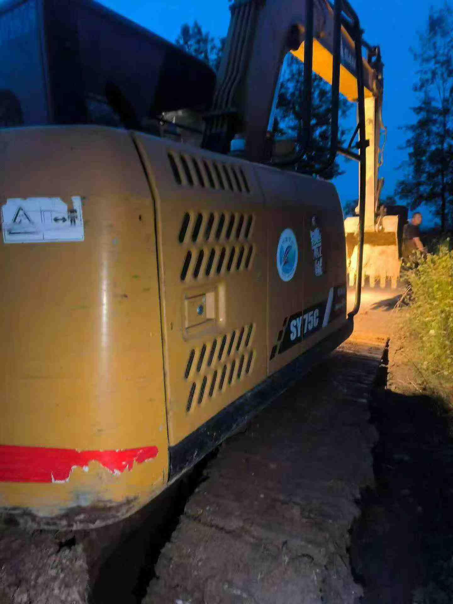 Buy Sany SY75 Used Excavator / 4