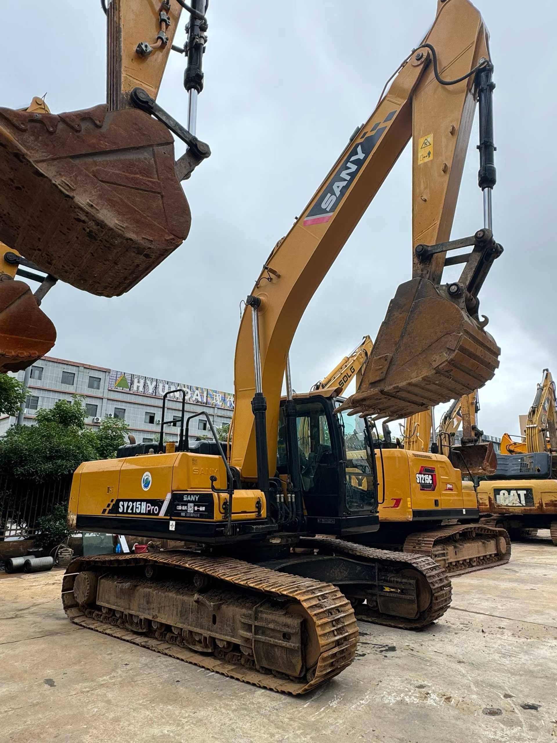 Buy Sany SY215H Used Excavator / 5