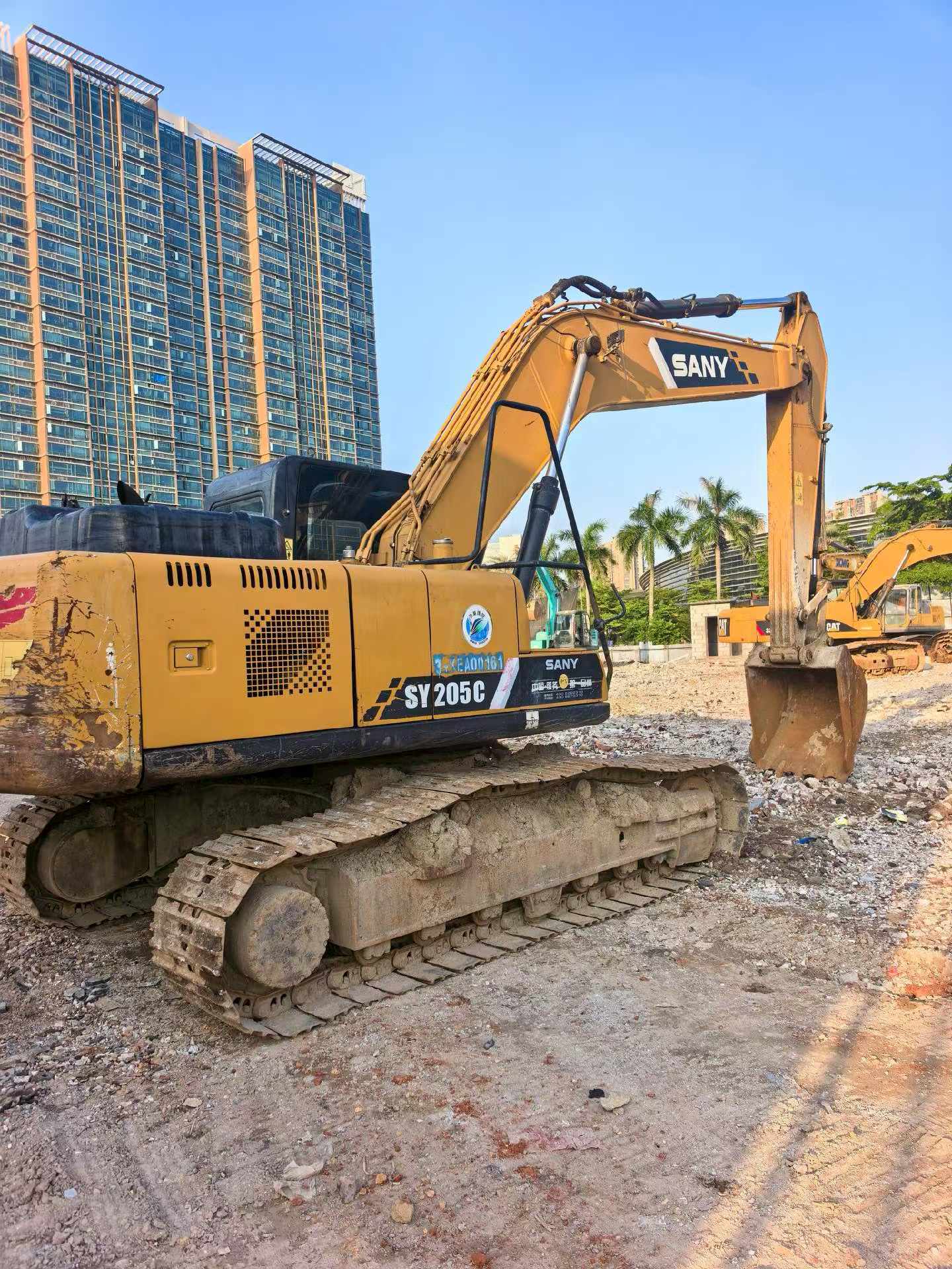 Buy Sany SY205C Used Excavator / 3
