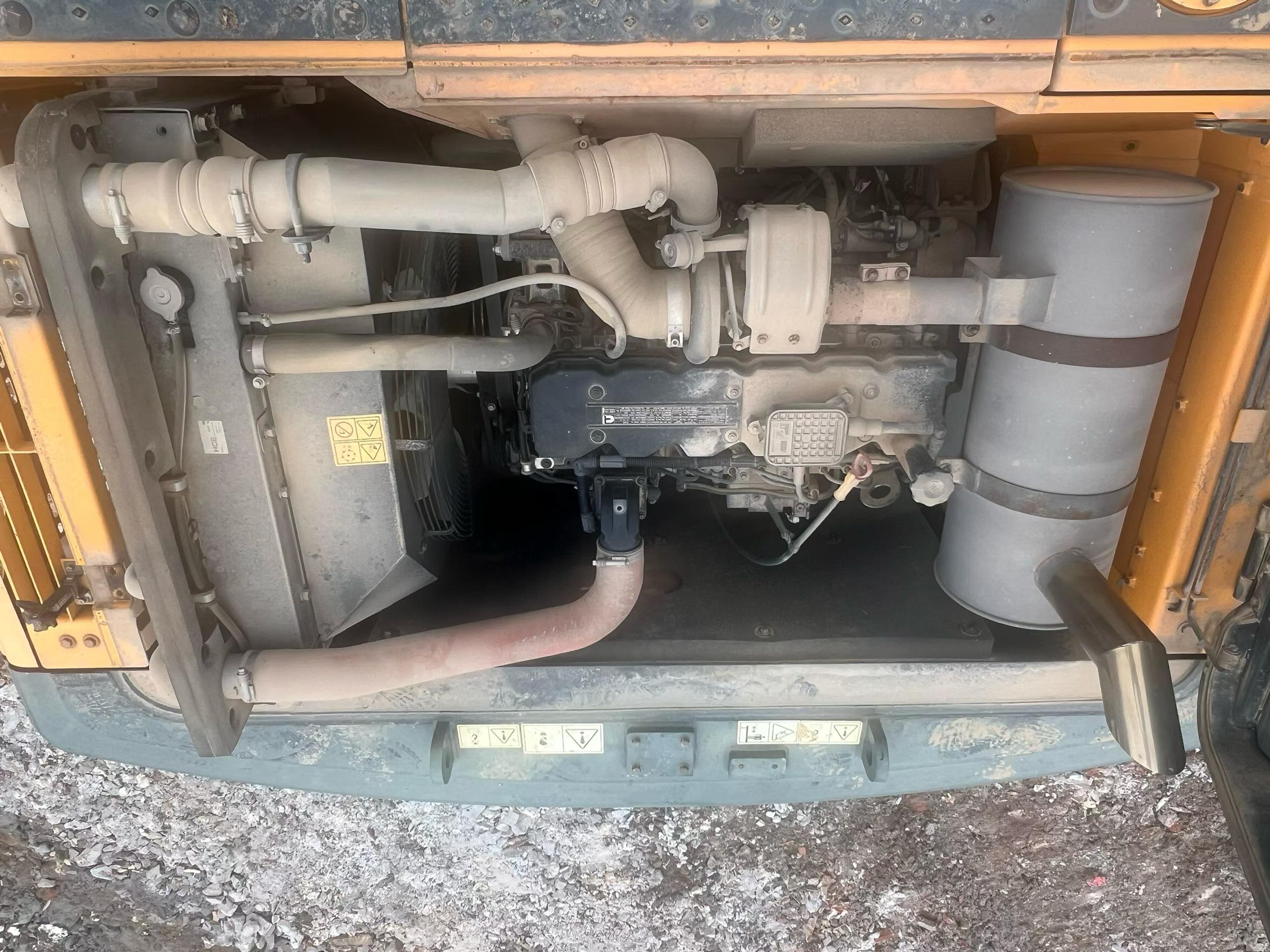 Buy Hyundai R225-7 Used Excavator / 7