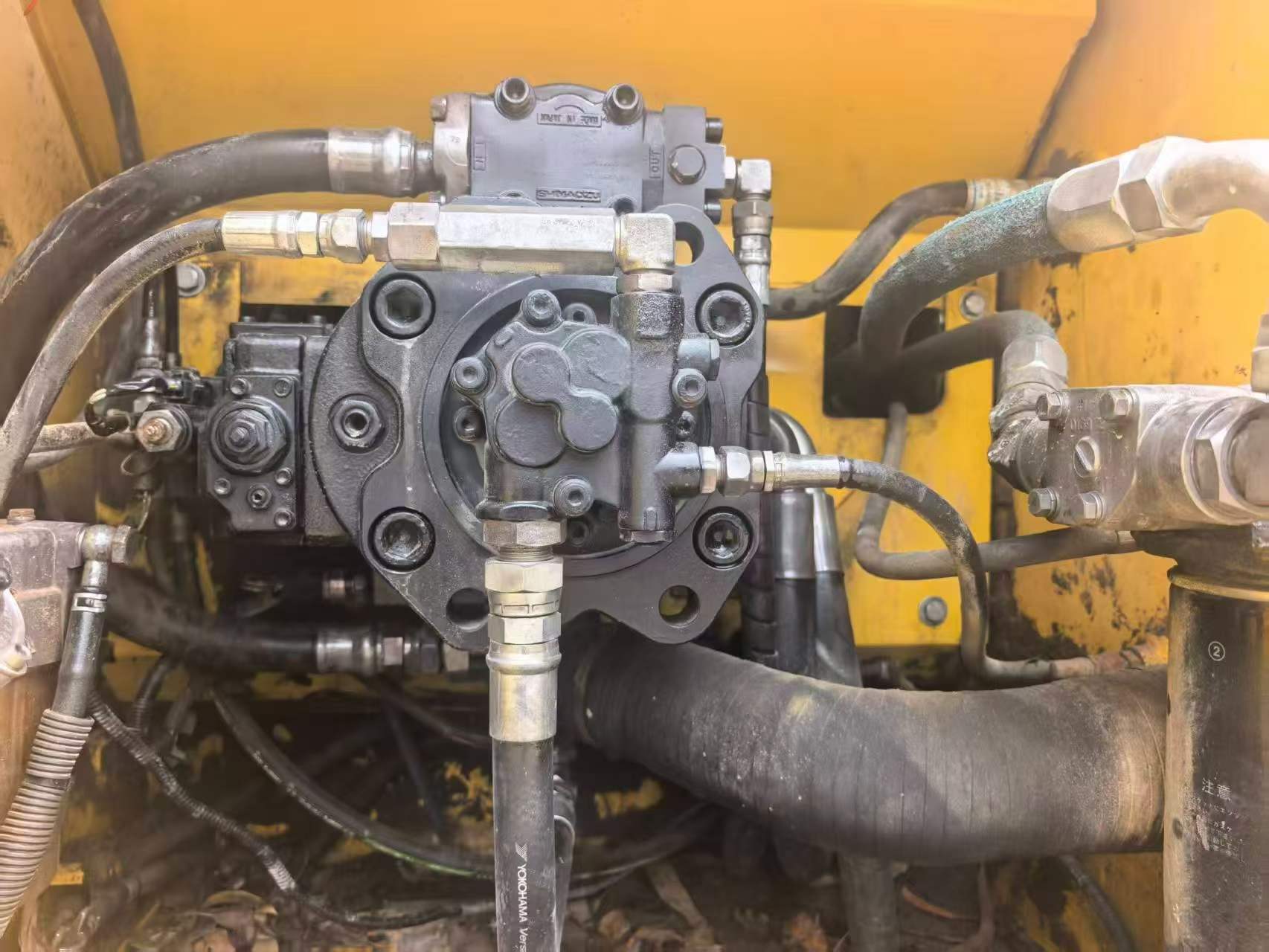 Buy Kobelco SK200-2 Used Excavator / 6
