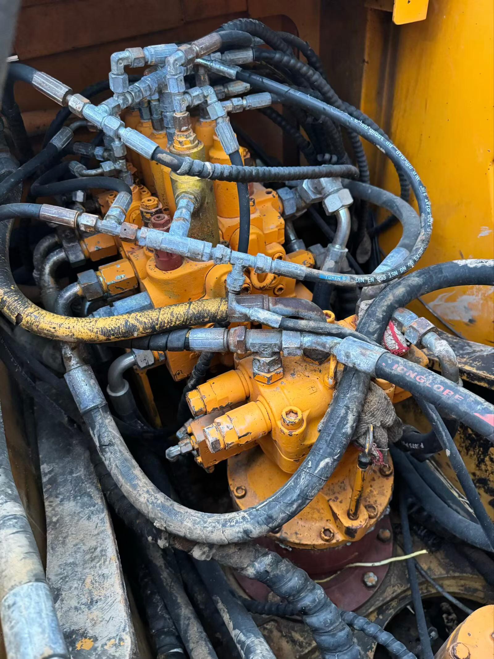 Buy Sany SY135-8S Used Excavator / 6