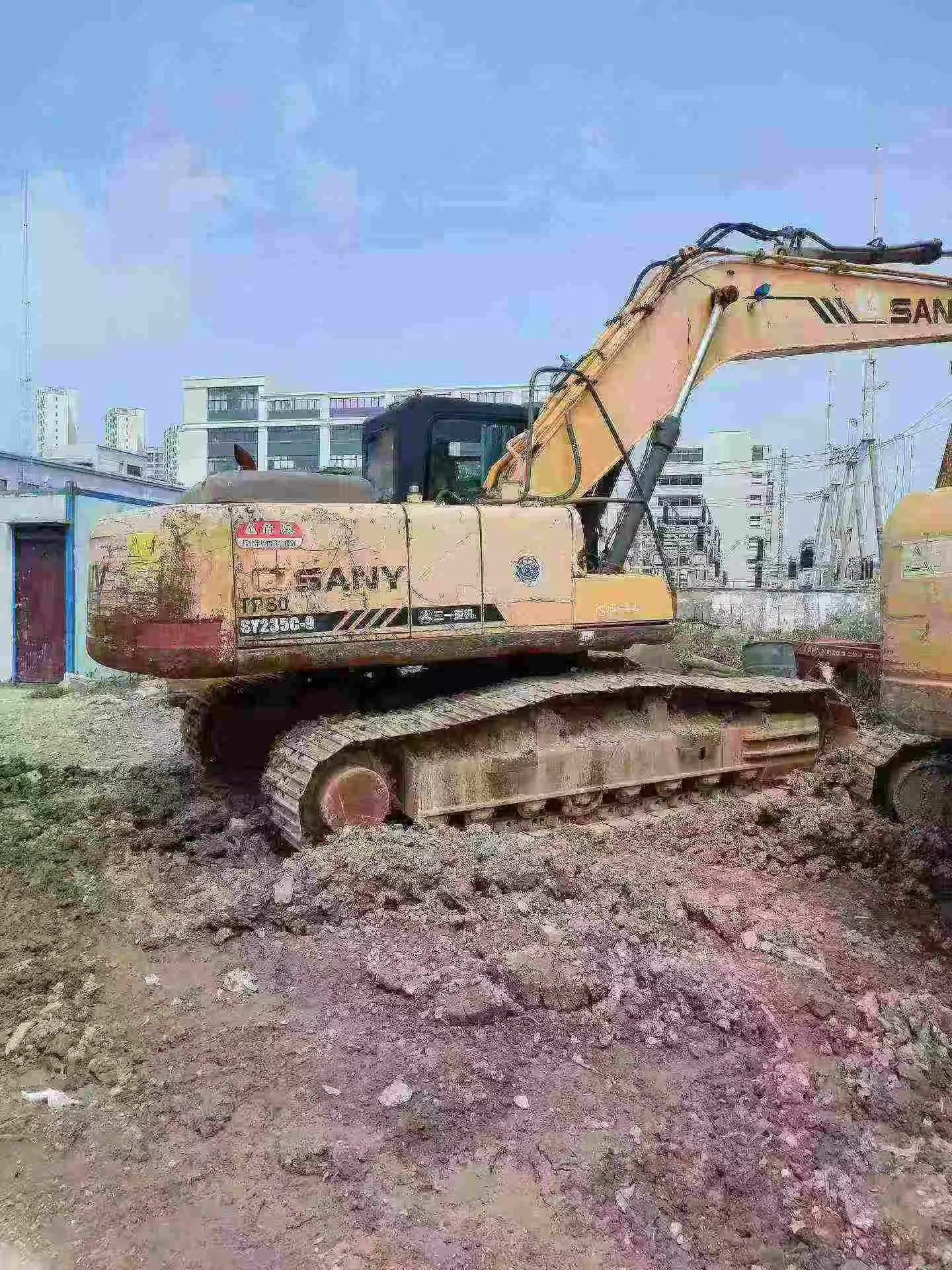 Buy Sany SY215C Used Excavator / 3