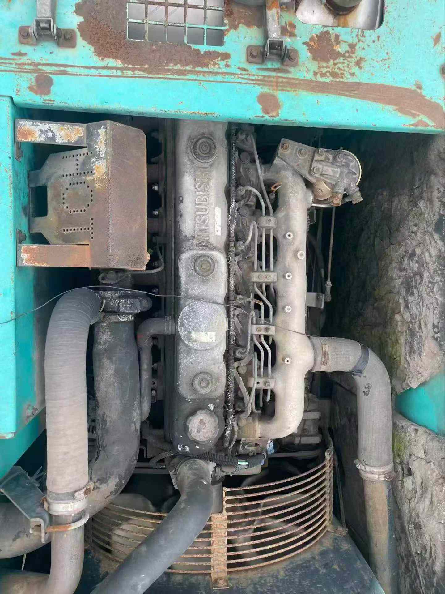Buy Kobelco SK200 Used Excavator / 8
