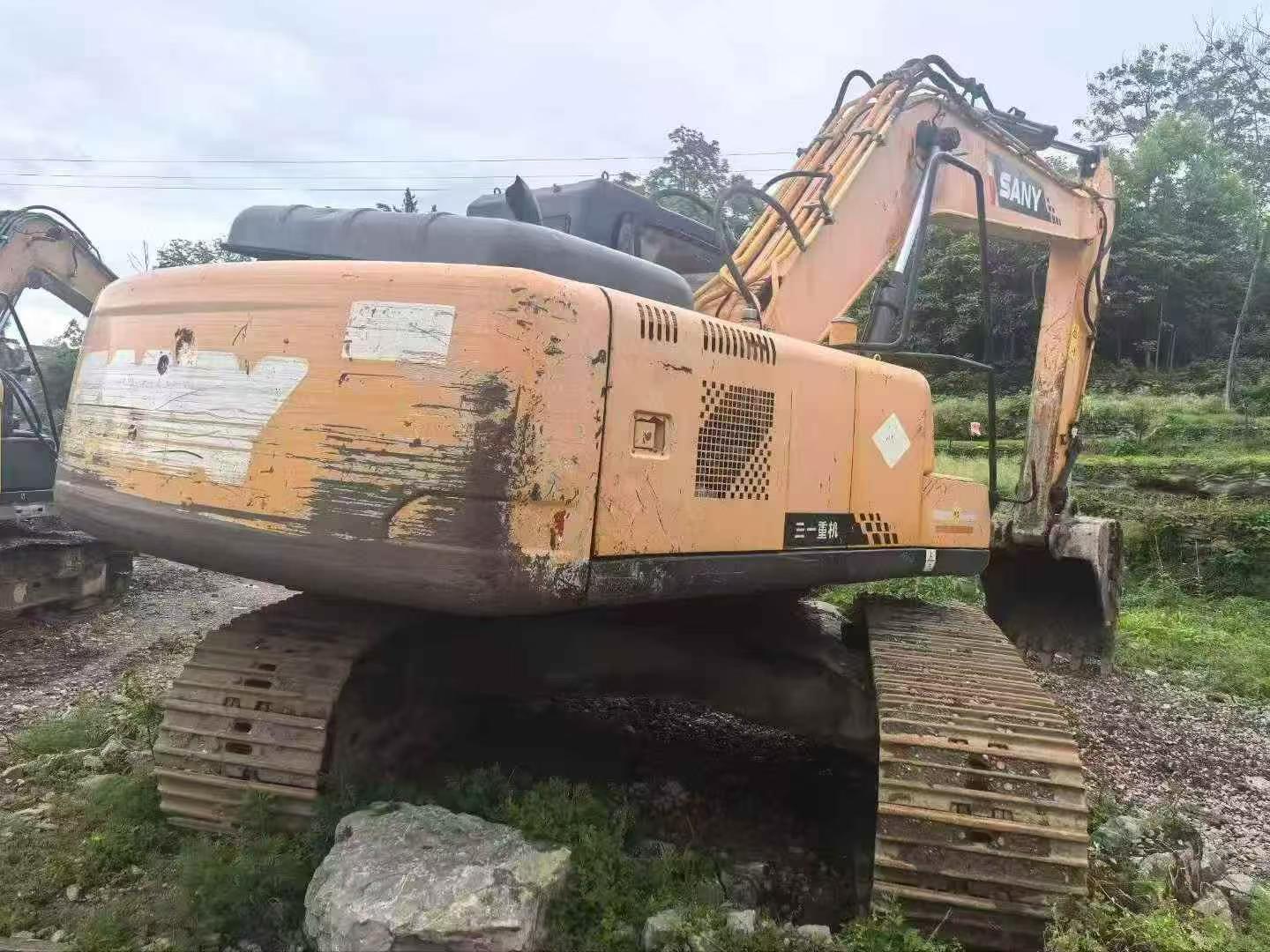 Buy Sany SY215C Used Excavator / 3