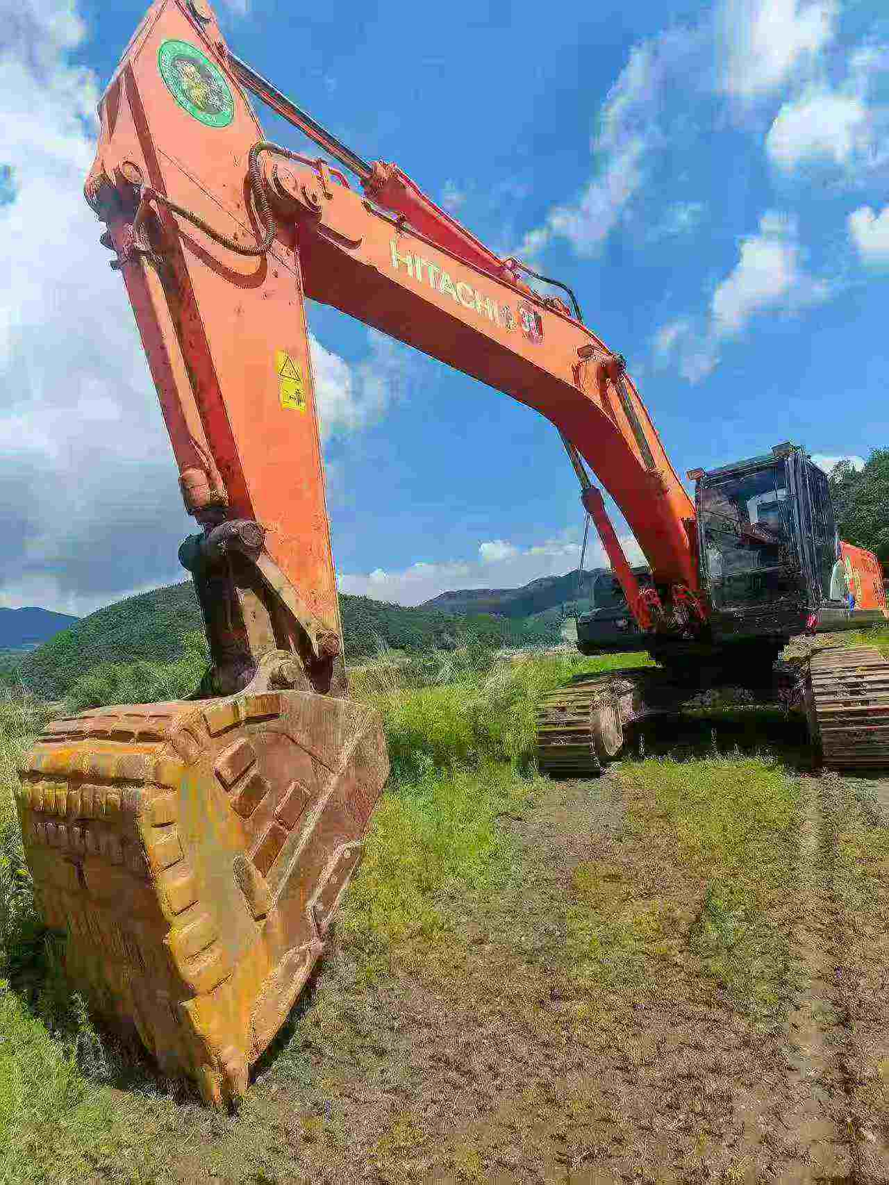 Buy Hitachi ZX330-5A Used Excavator / 8