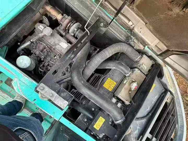 Buy Kobelco SK120 Used Excavator / 8