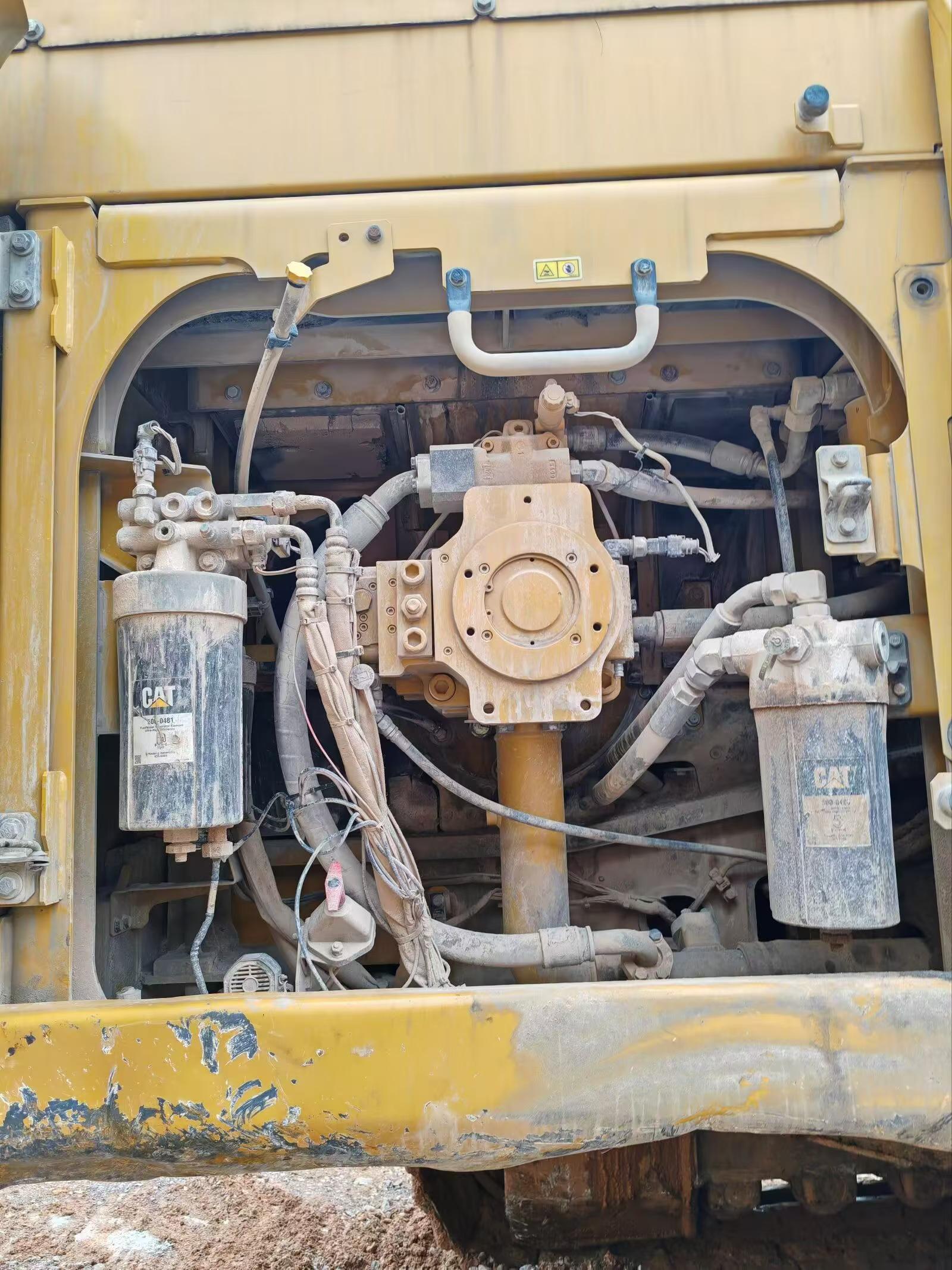 Buy Caterpillar 349E Used Excavator / 2