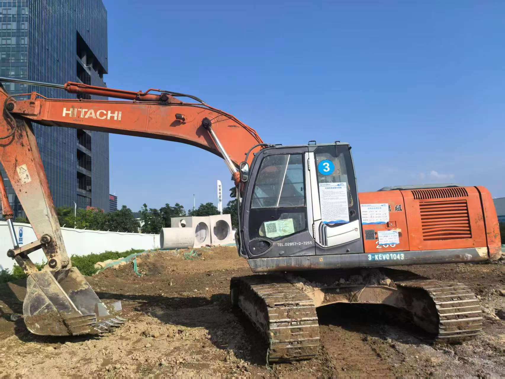 Buy Hitachi EX200 Used Excavator / 2