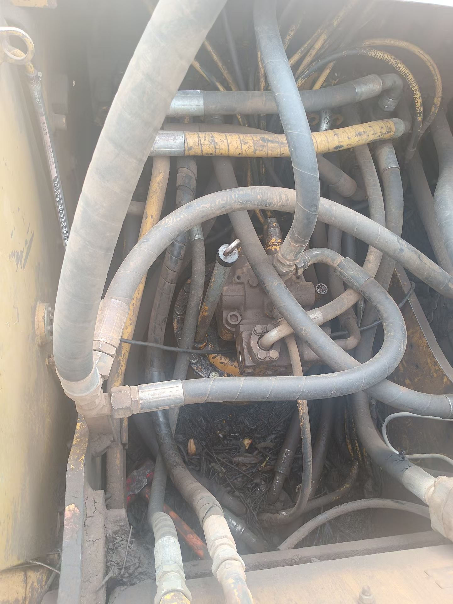 Buy Caterpillar 320D Used Excavator / 4