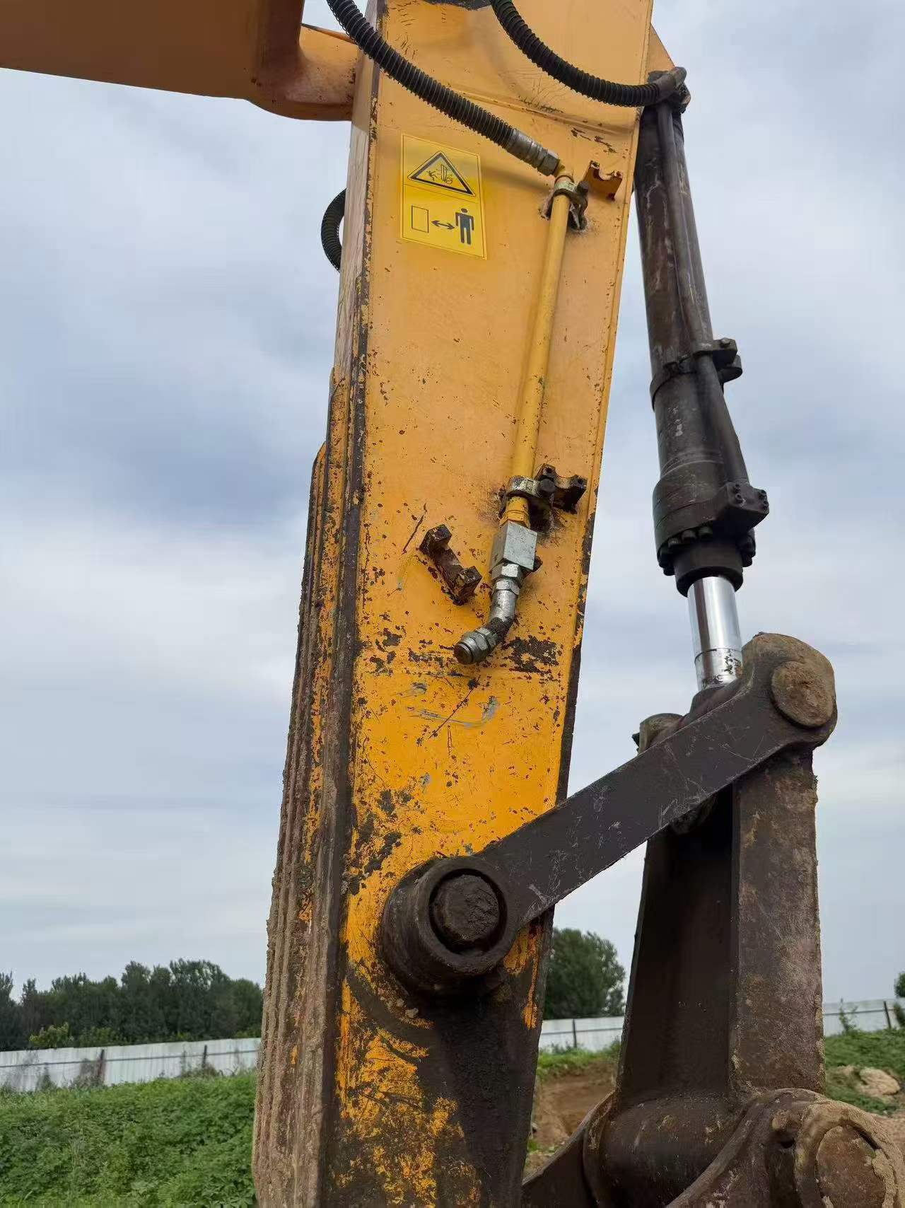 Buy Sany SY205C-8 Used Excavator / 3