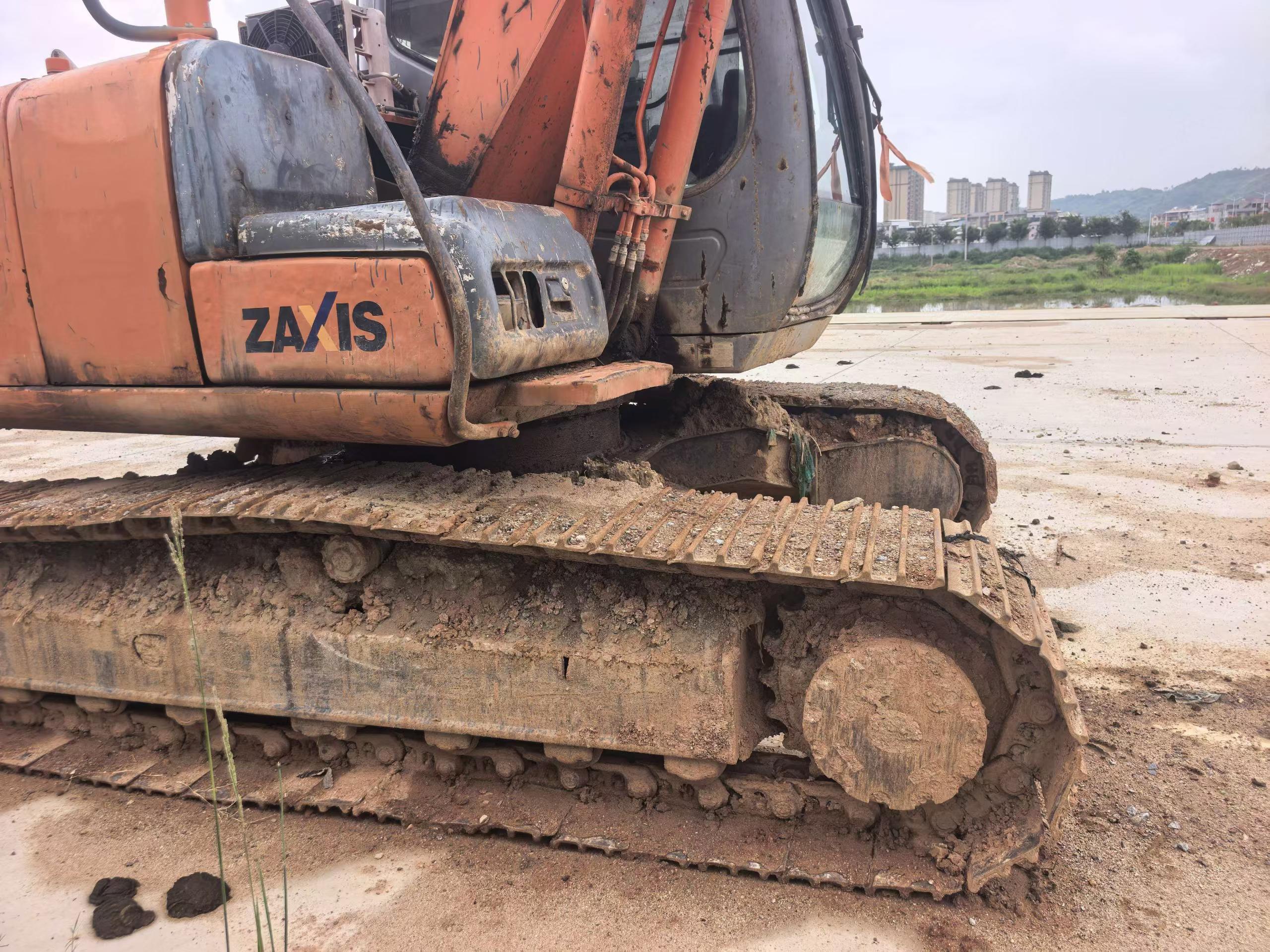 Buy Hitachi EX120-6 Used Excavator / 6