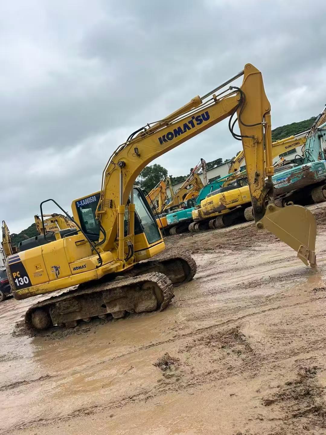 Buy Komatsu PC110-7 Used Excavator / 3