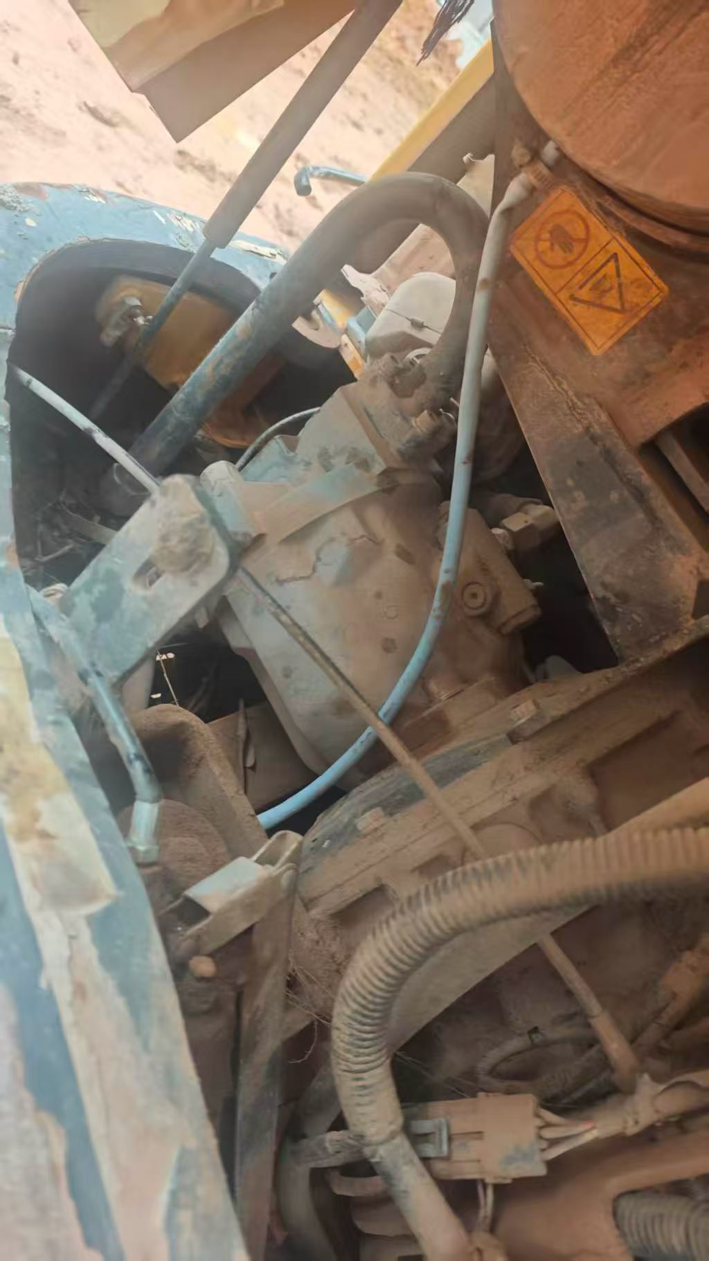 Buy XCMG LW60G Used Excavator / 9