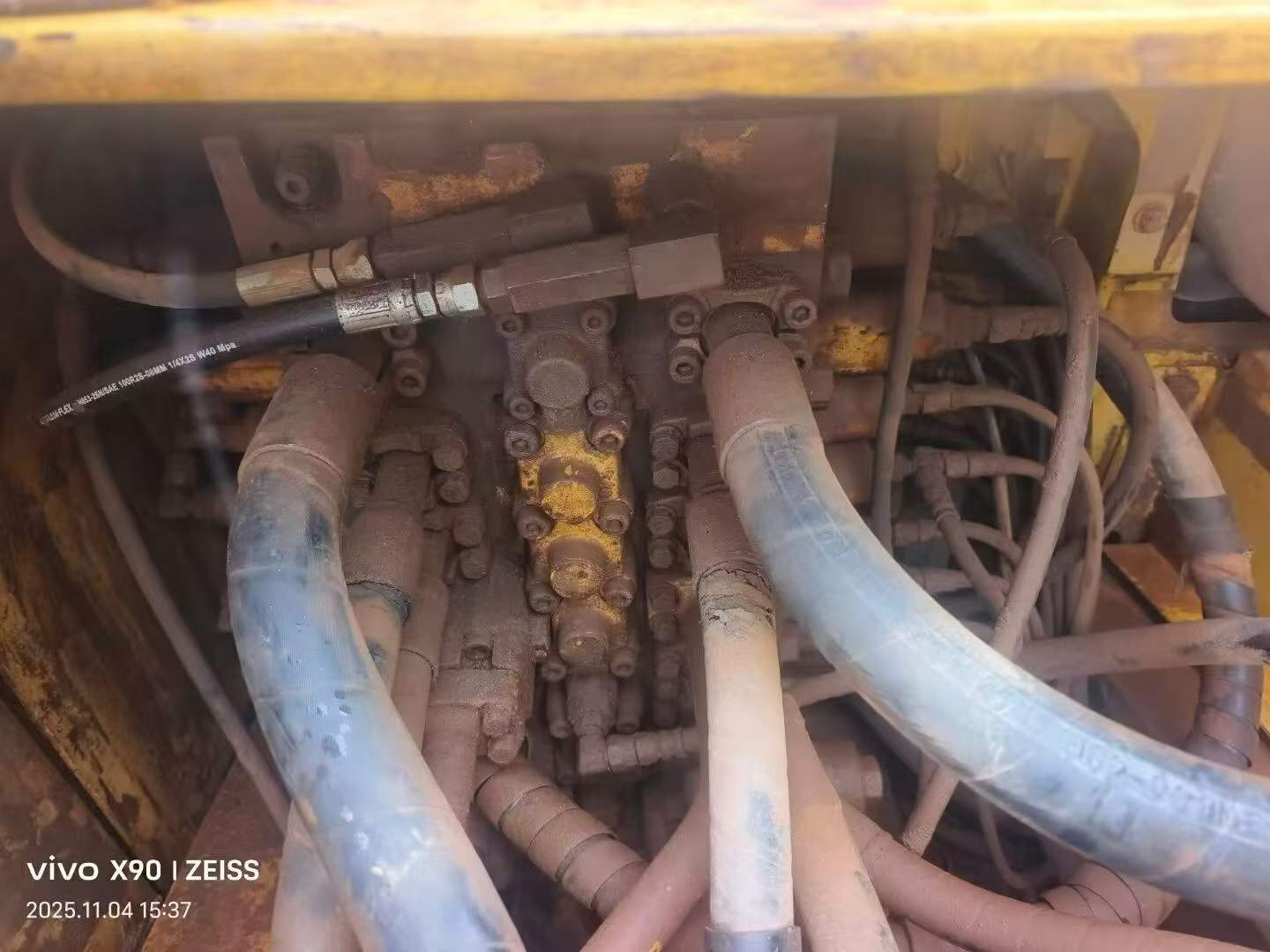 Buy Komatsu PC200-8 Used Excavator / 7