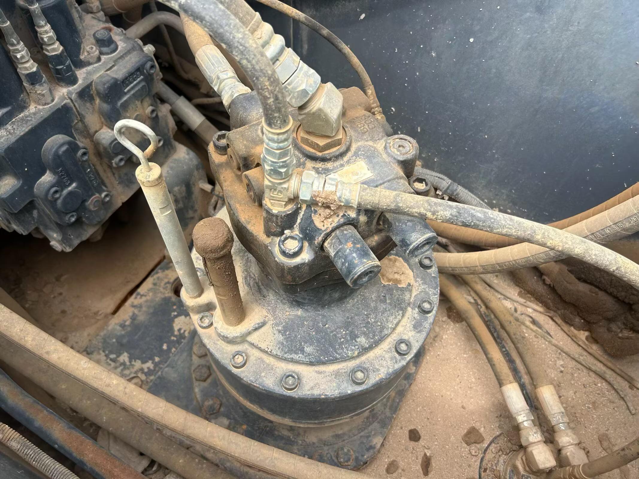 Buy Kobelco SK260LC-8 Used Excavator / 7