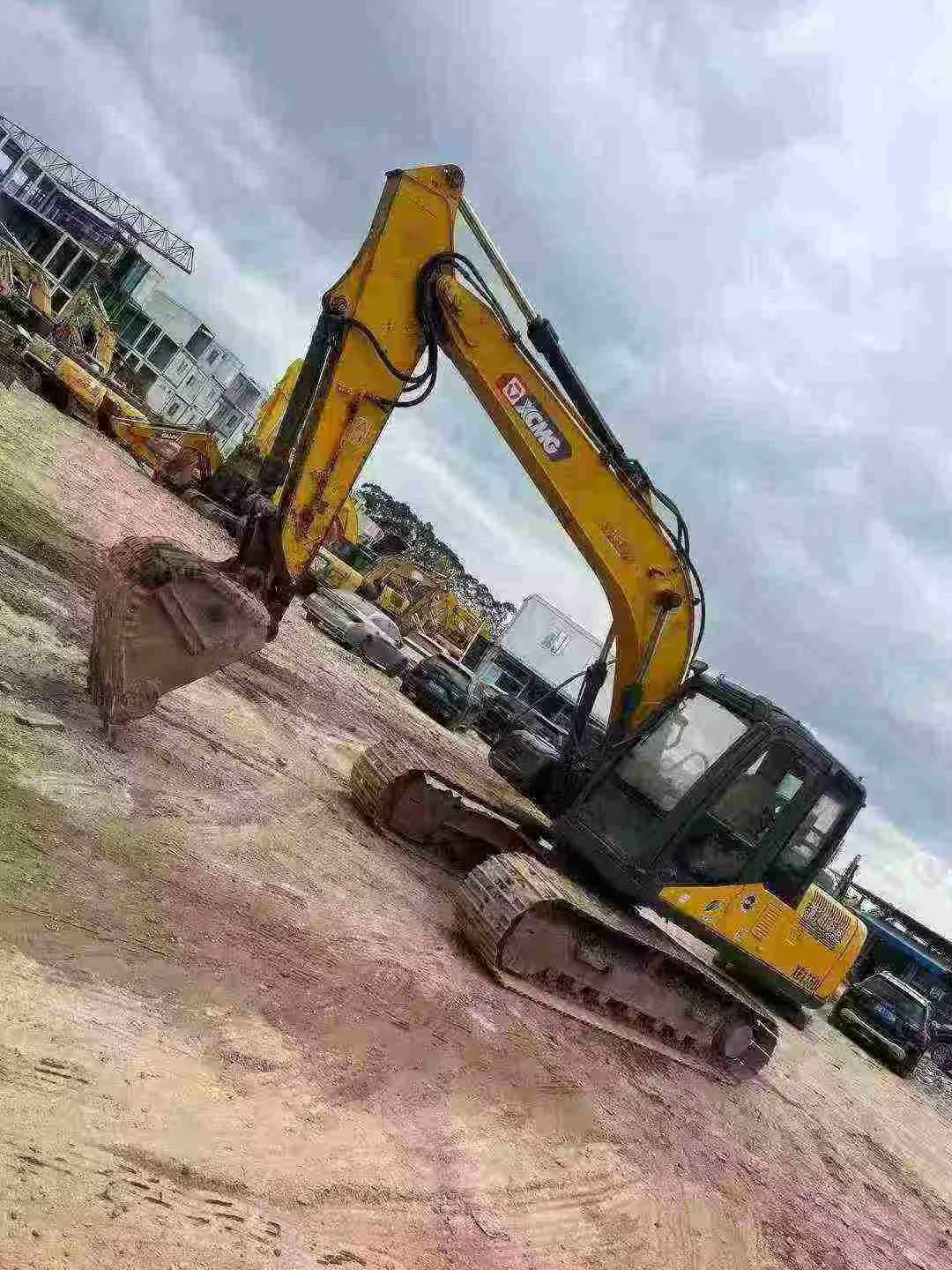 Buy XCMG XE150 Used Excavator / 2