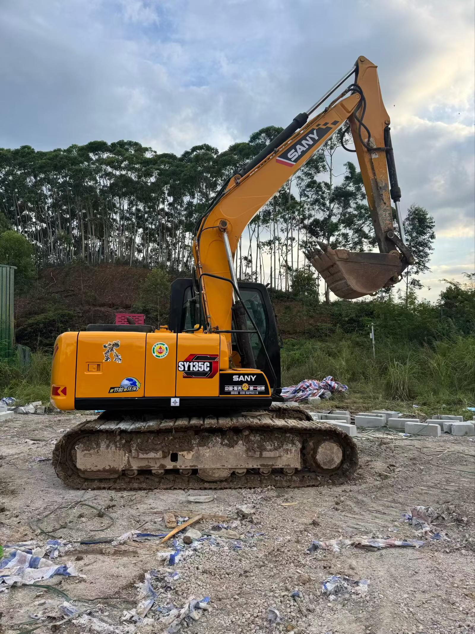 Buy Sany SY135-8S Used Excavator / 2