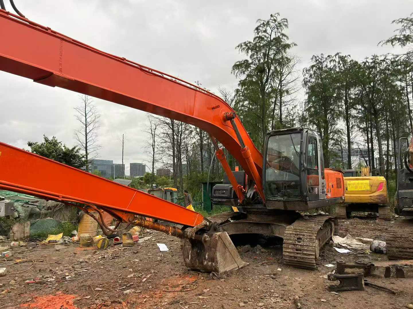 Buy Hitachi EX240-3 Used Excavator / 4