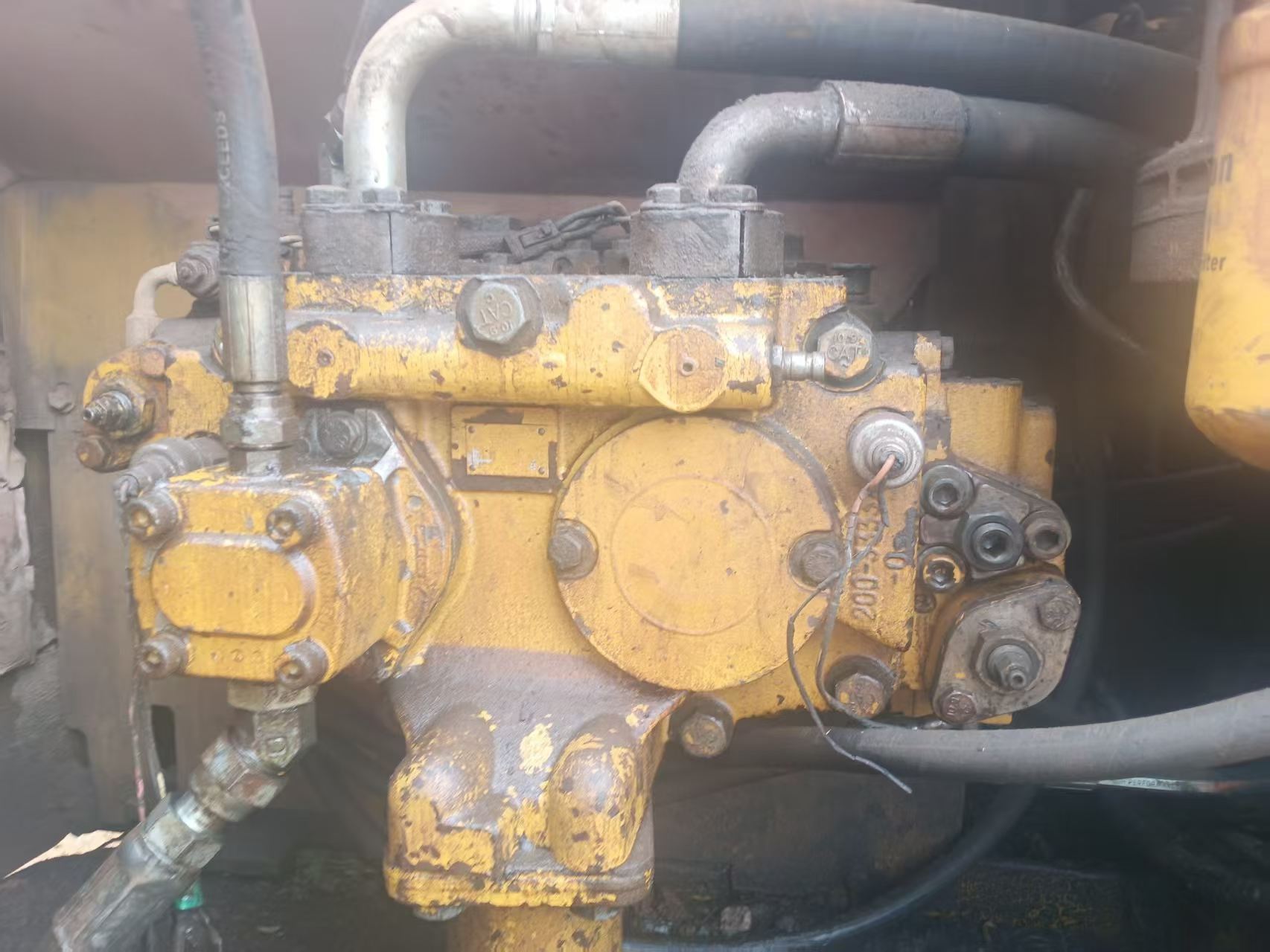 Buy Caterpillar 320D Used Excavator / 2