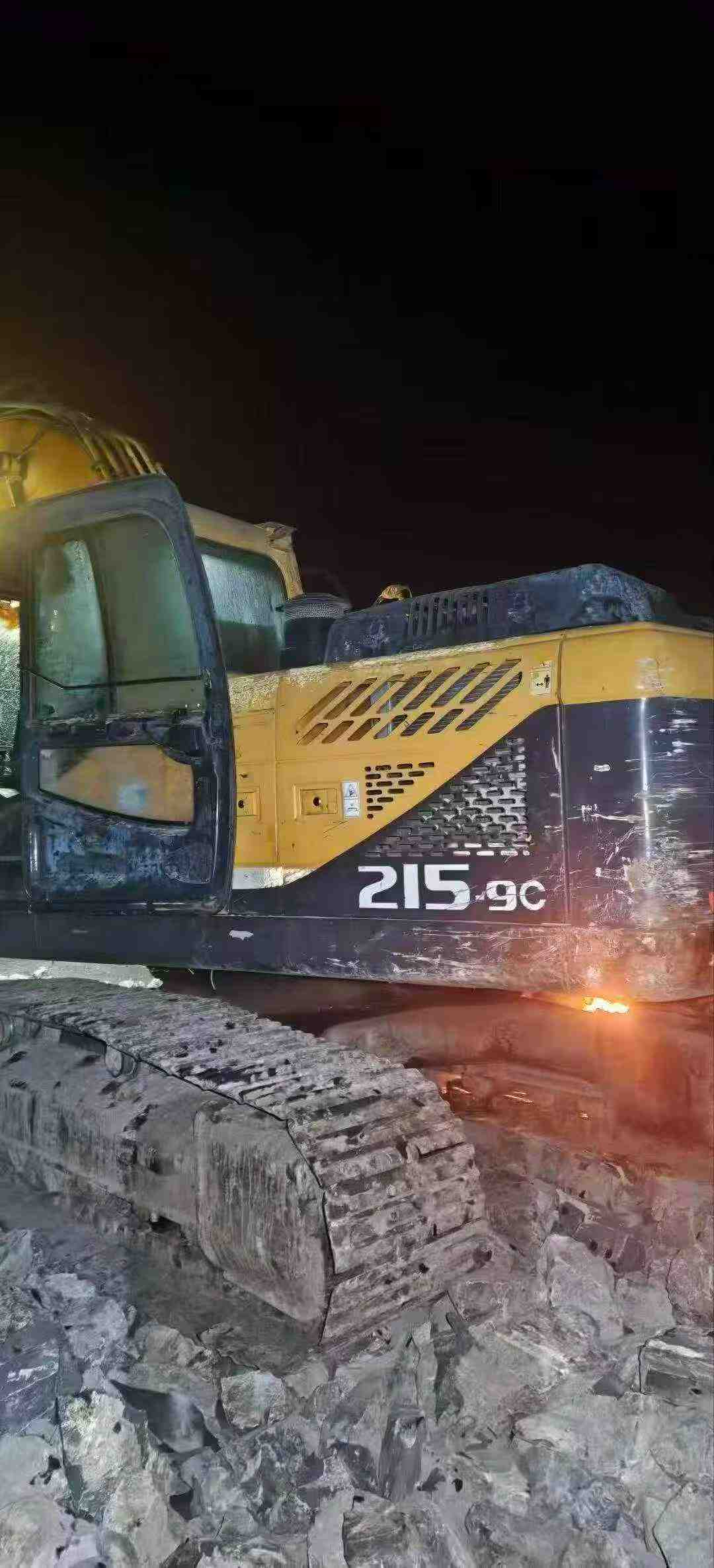 Buy Hyundai R215-9C Used Excavator / 2