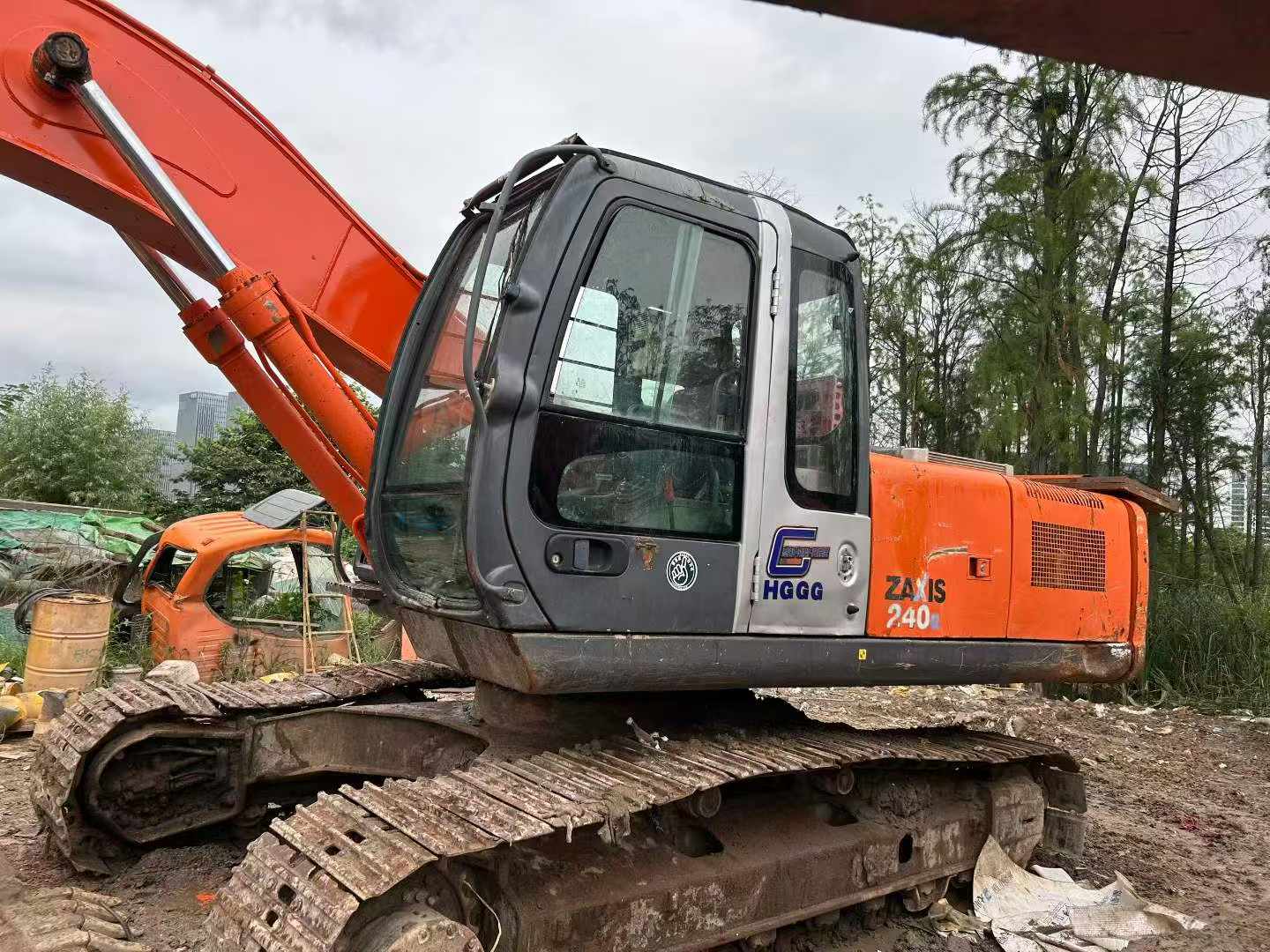 Buy Hitachi EX240-3 Used Excavator / 2