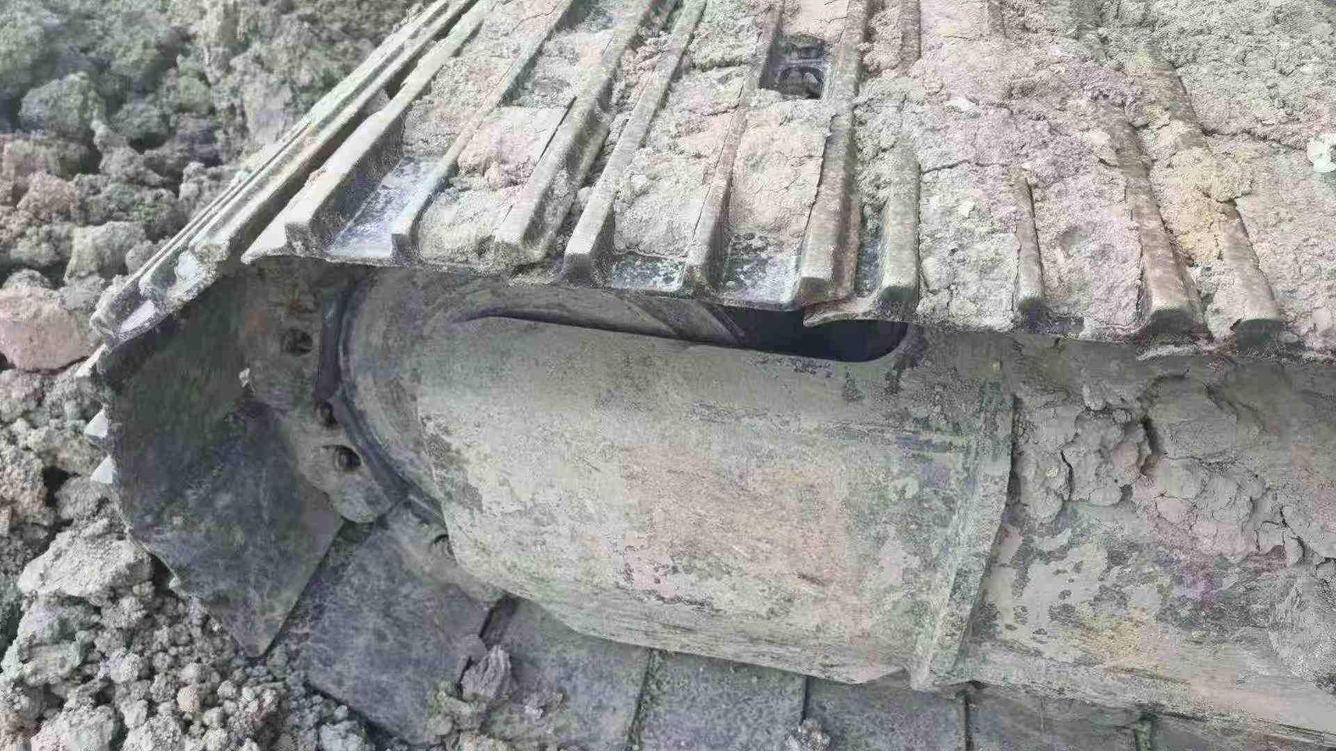 Buy Volvo EC200 Used Excavator / 2