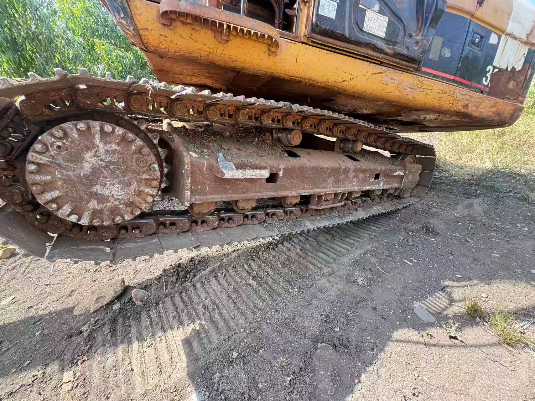 Buy Caterpillar 320C Used Excavator / 6