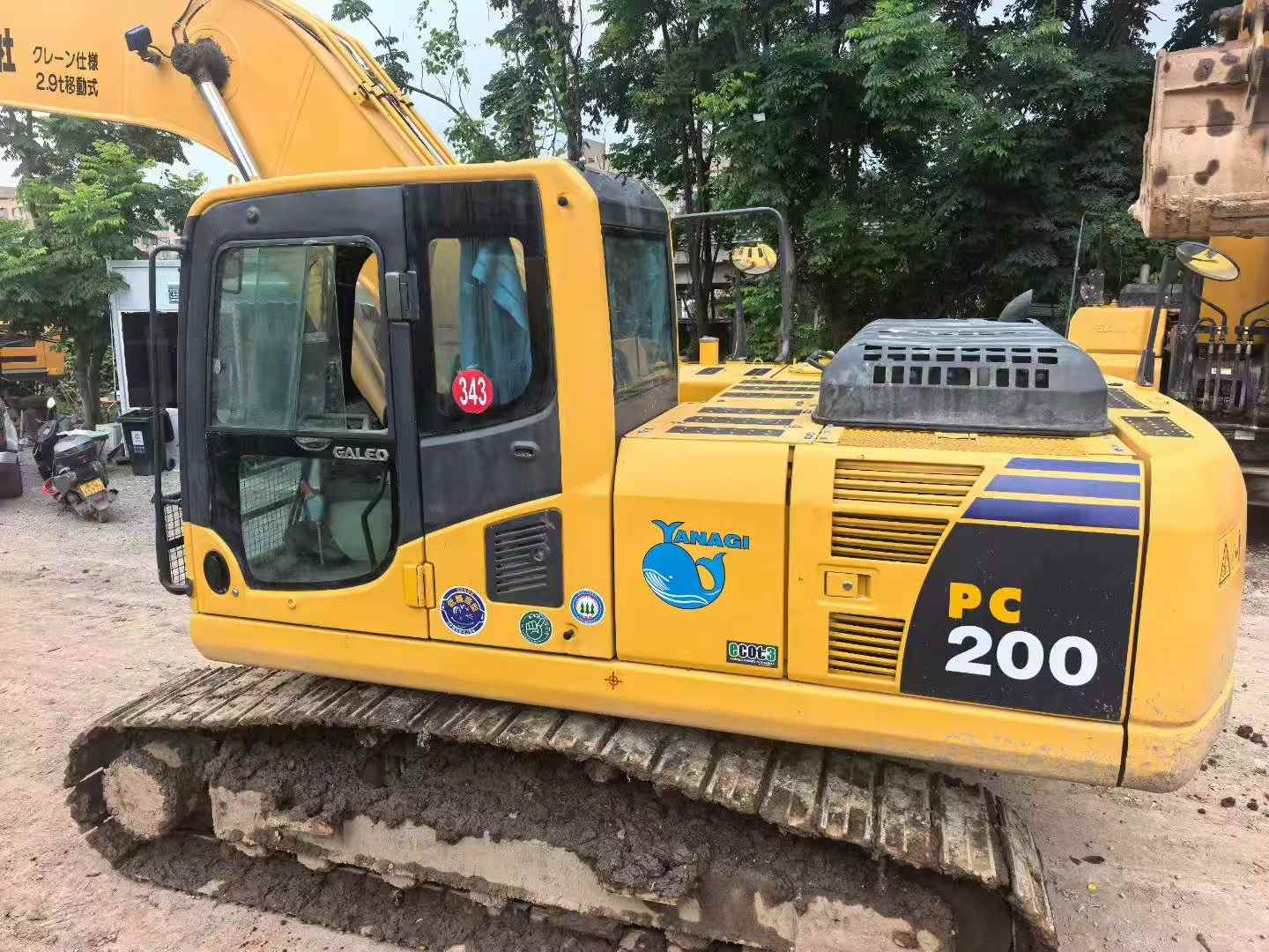 Buy Komatsu PC200 Used Excavator / 3