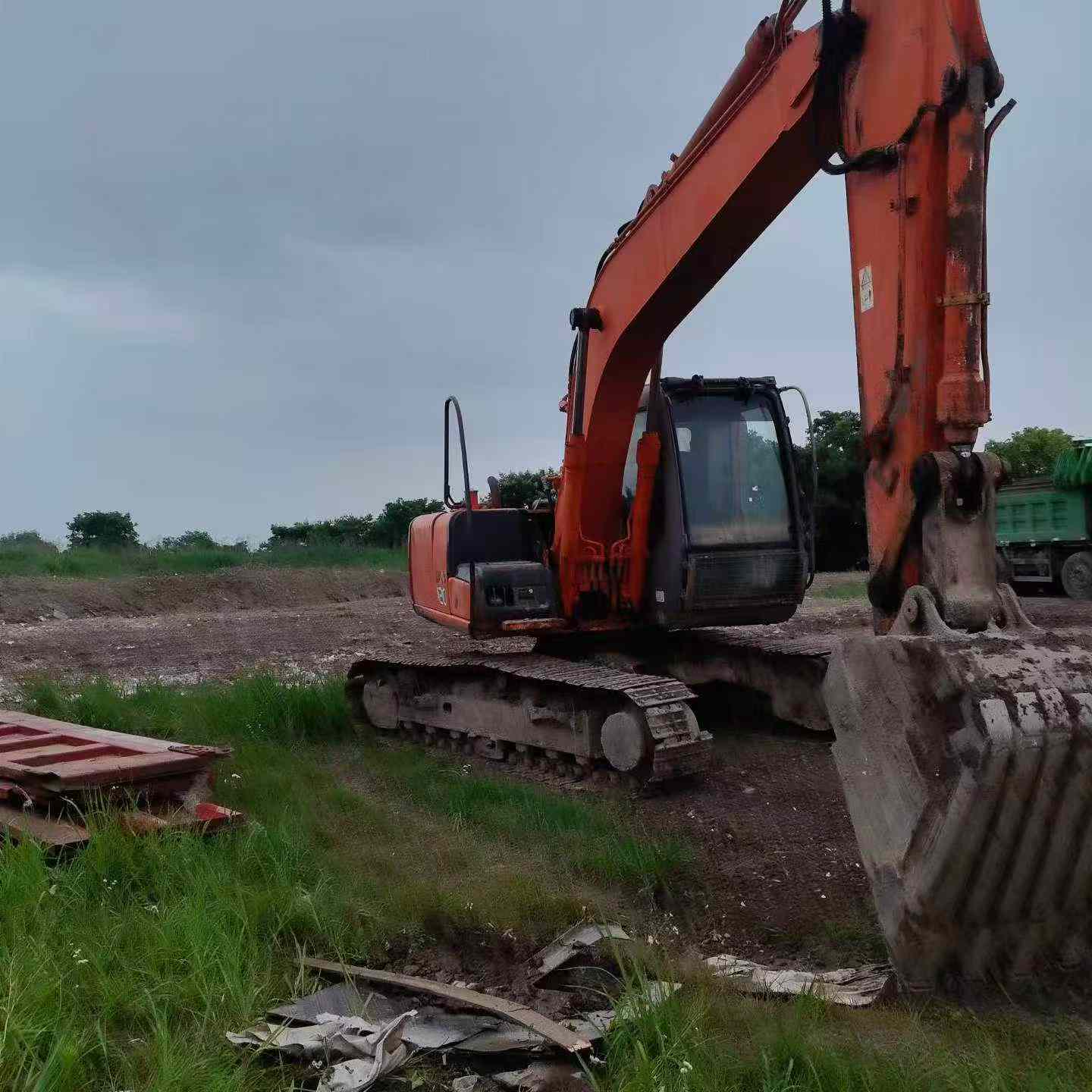 Buy Hitachi EX120-6 Used Excavator / 5