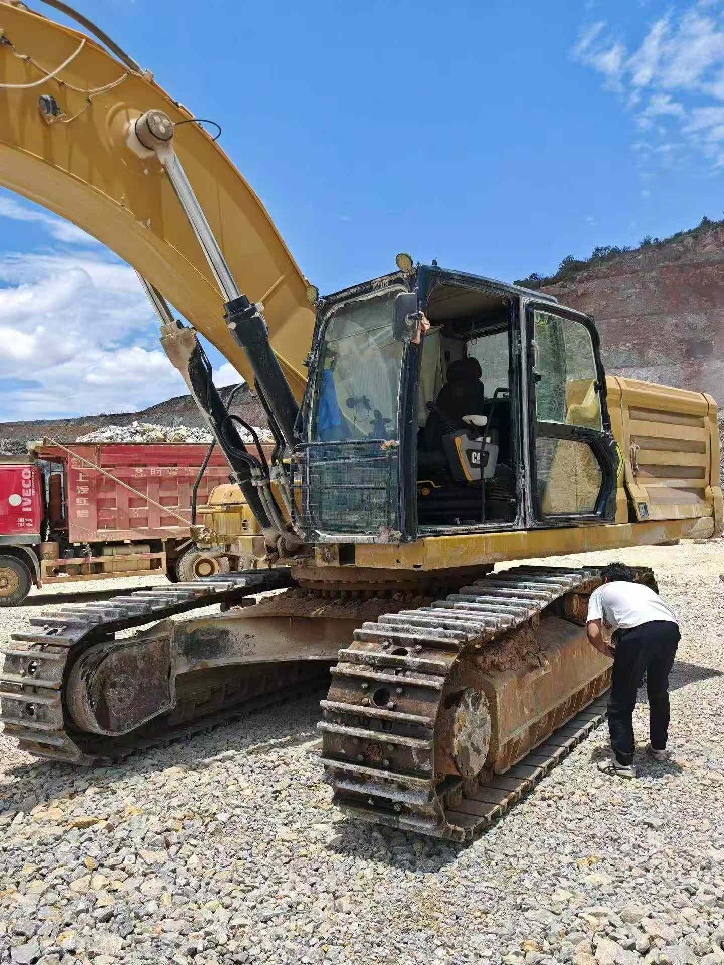 Buy Caterpillar 336E Used Excavator / 6