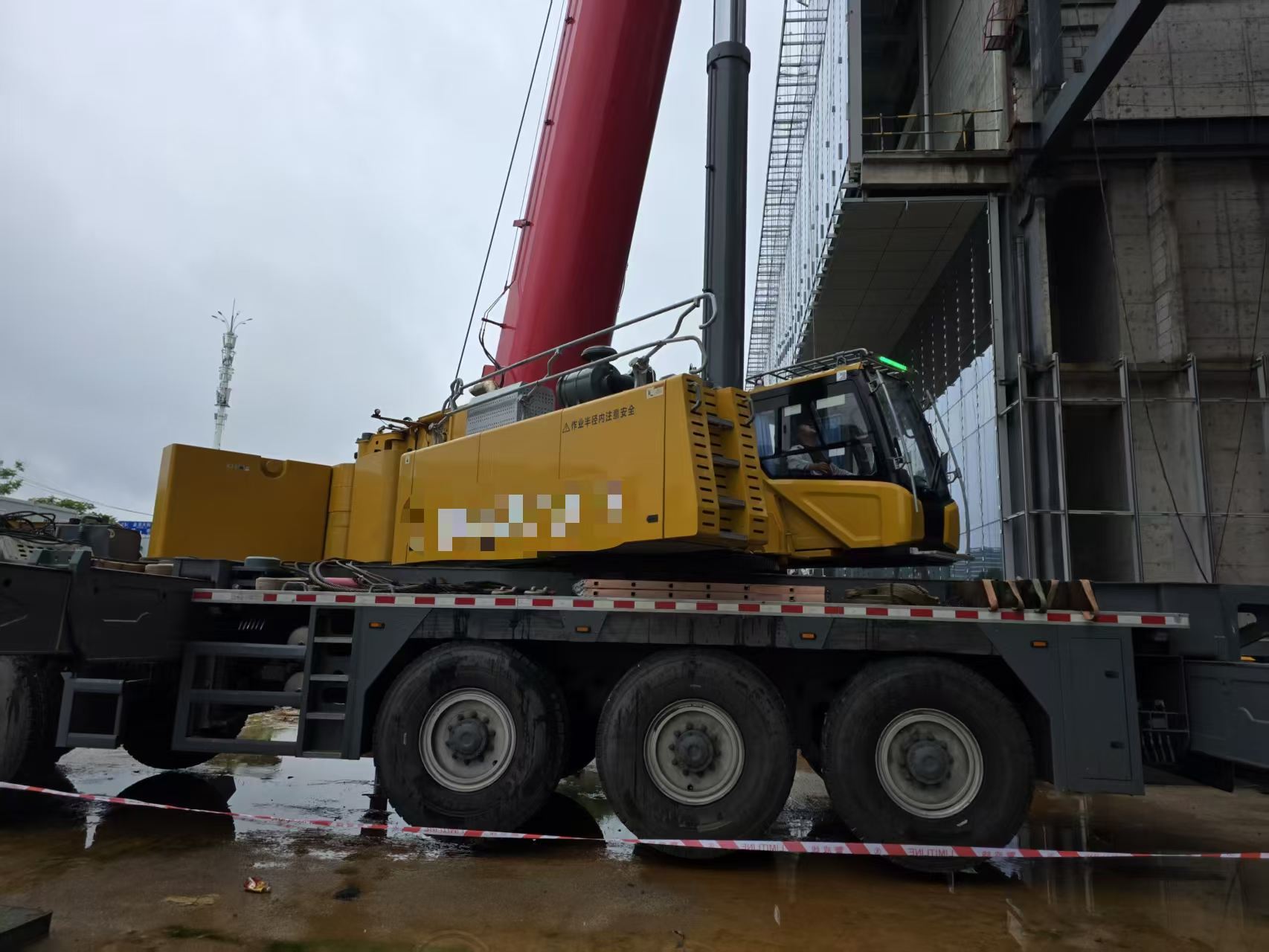 Buy Sany SY200C Used Excavator / 2