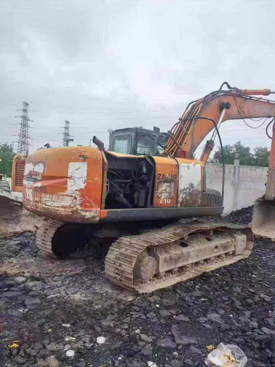 Buy Hitachi EX200 Used Excavator / 2
