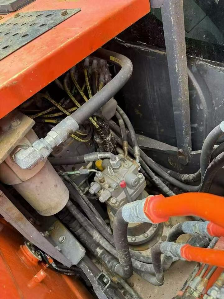 Buy Hitachi ZX130-5A Used Excavator / 7