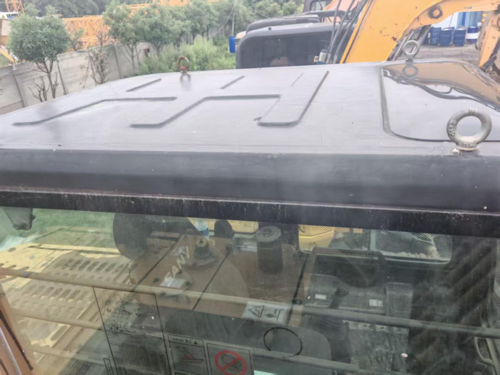 Buy Sany SY95C Used Excavator / 9