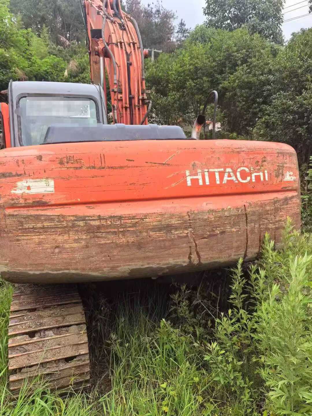 Buy Hitachi EX130H-5 Used Excavator / 9