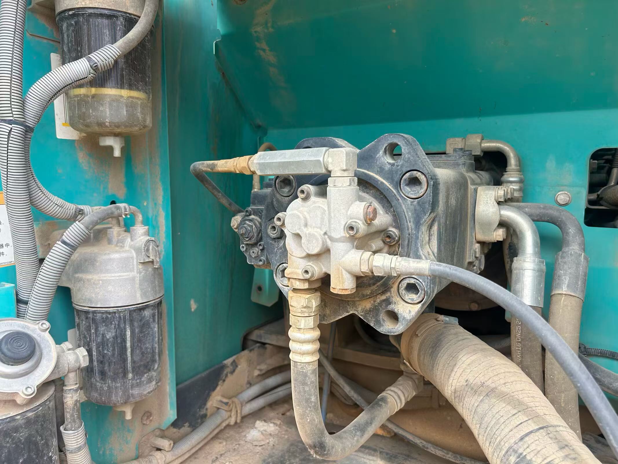 Buy Kobelco SK260LC-8 Used Excavator / 8