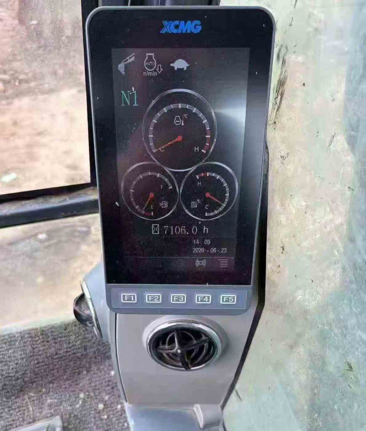 Buy XCMG XE205DA Used Excavator / 9