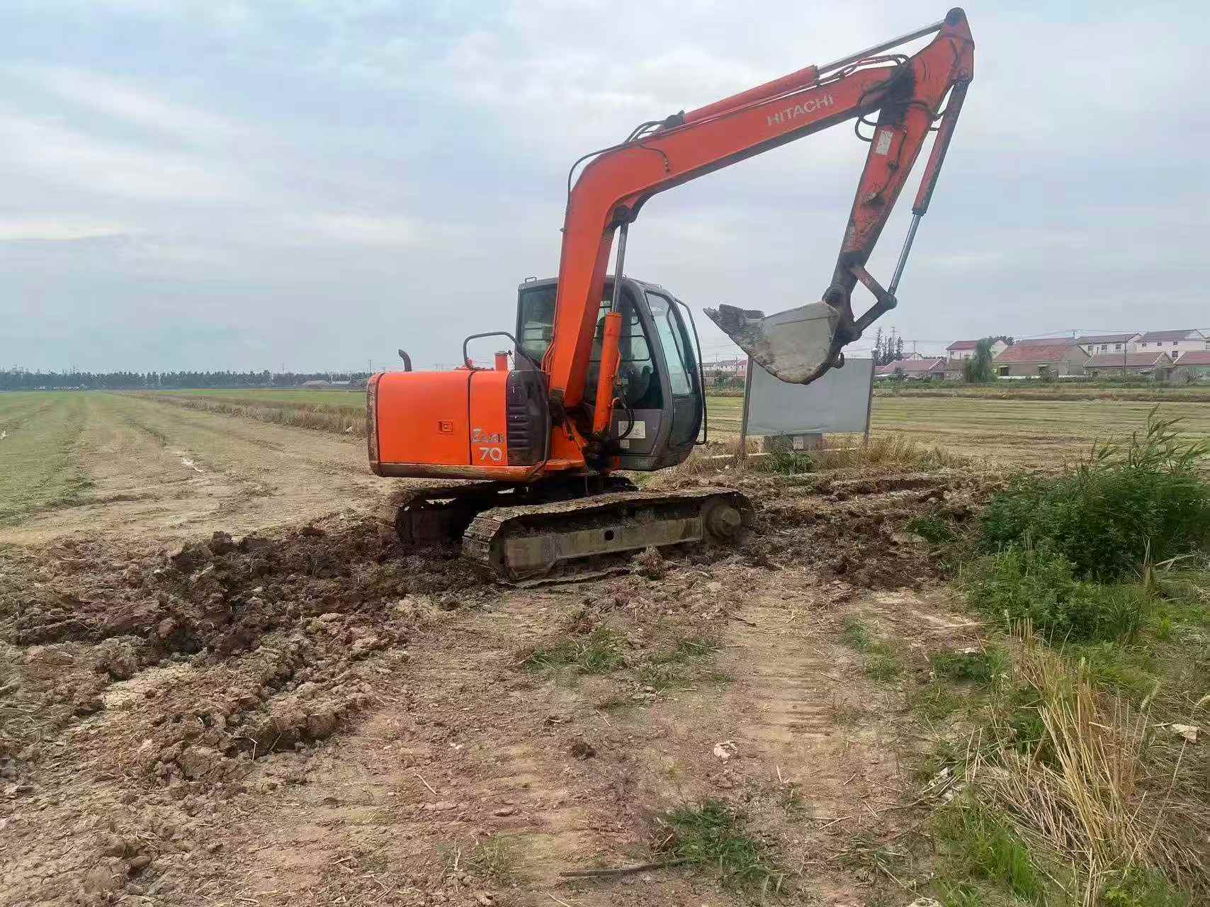 Buy Hitachi ZX70-6 Used Excavator / 2