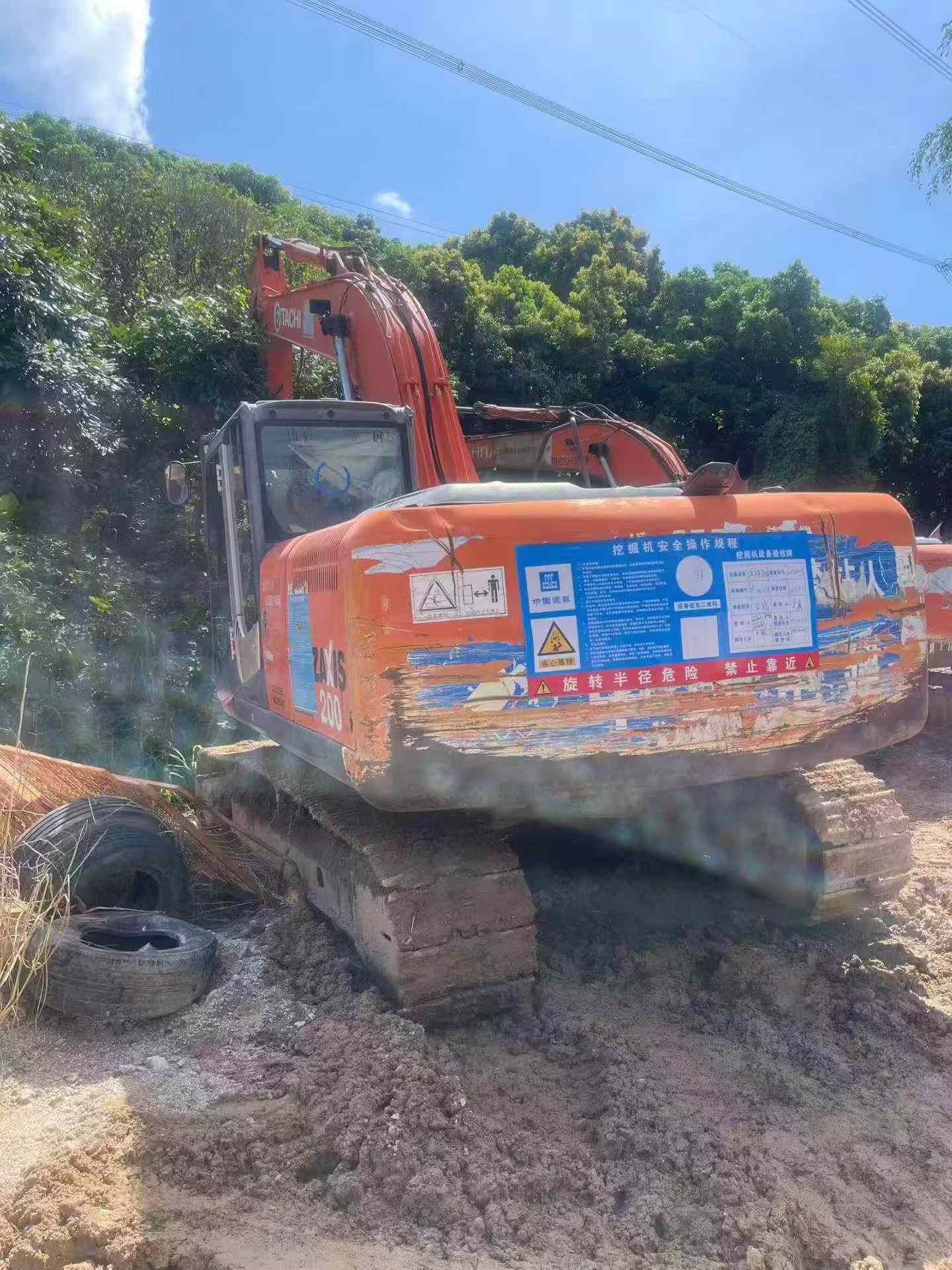 Buy Hitachi EX200 Used Excavator / 4