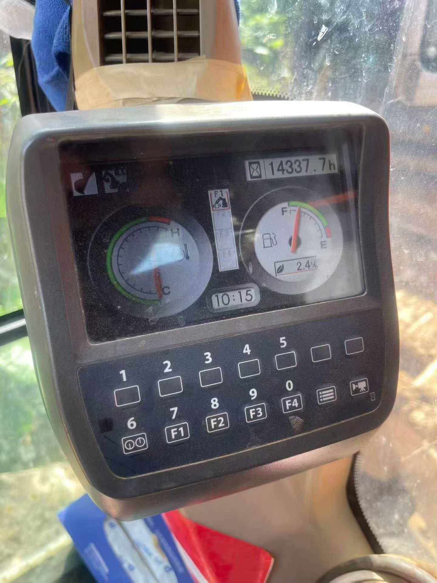 Buy Hitachi EX200 Used Excavator / 9