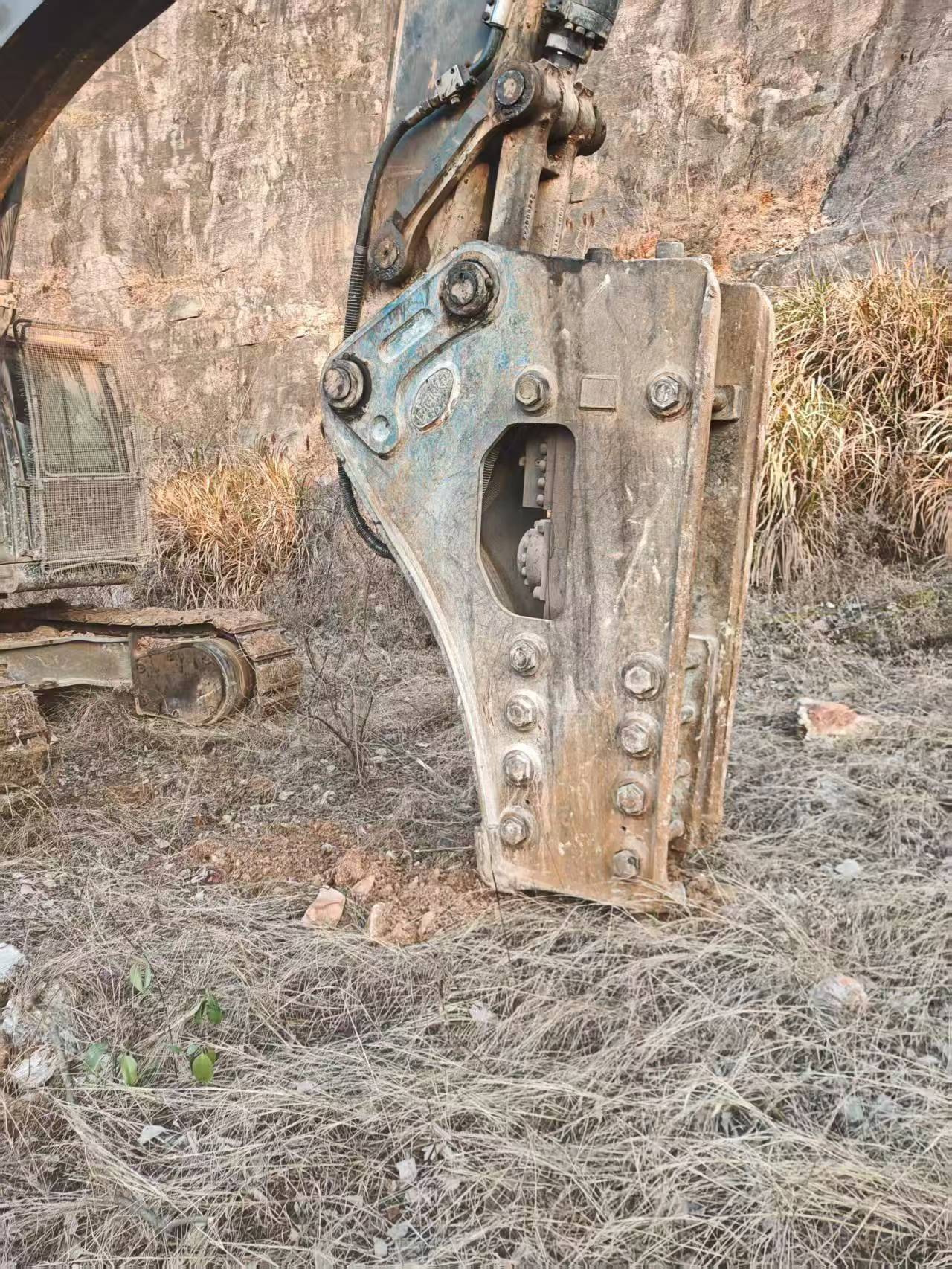 Buy Hyundai R495LVS Used Excavator / 4