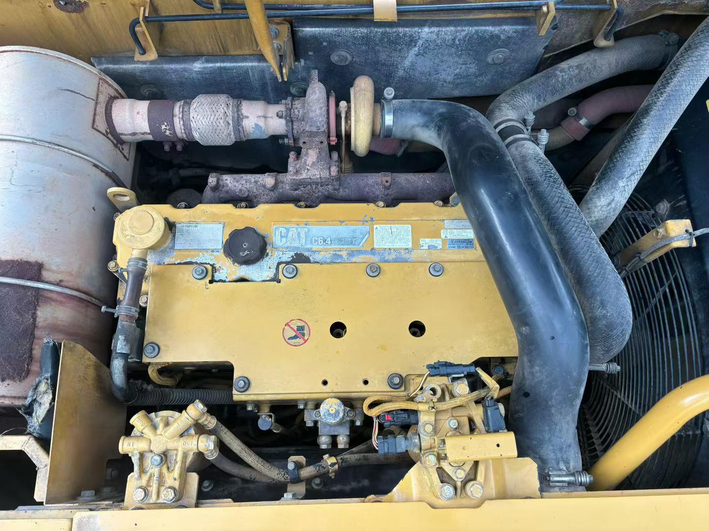 Buy Caterpillar 320D Used Excavator / 2