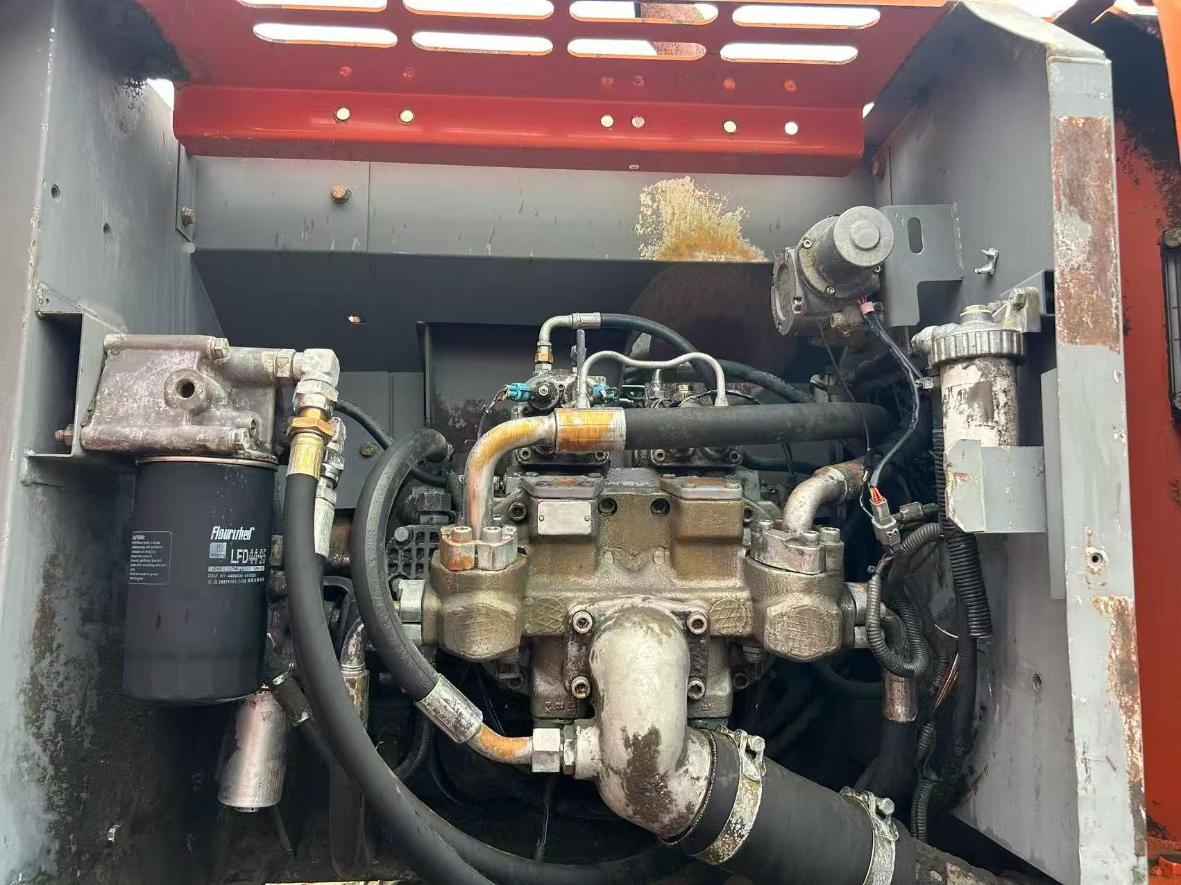 Buy Hitachi EX240-3 Used Excavator / 3