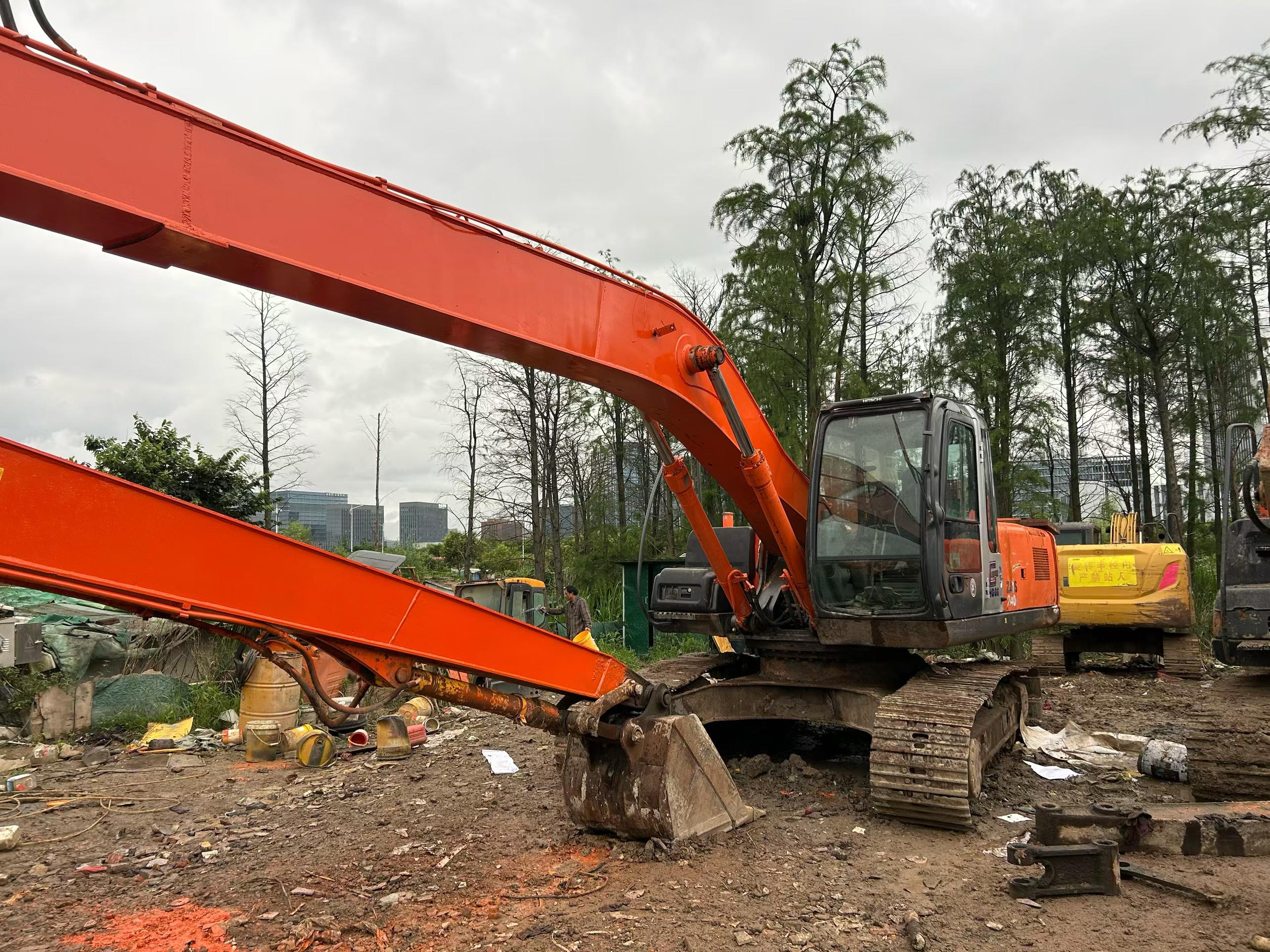 Buy Hitachi EX240-3 Used Excavator / 4