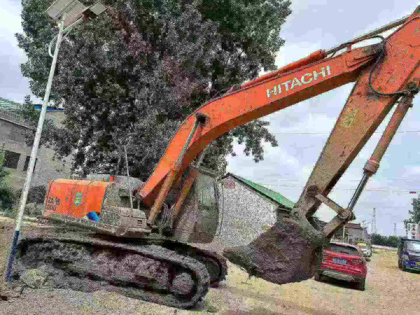 Buy Hitachi EX200-5 Used Excavator / 2